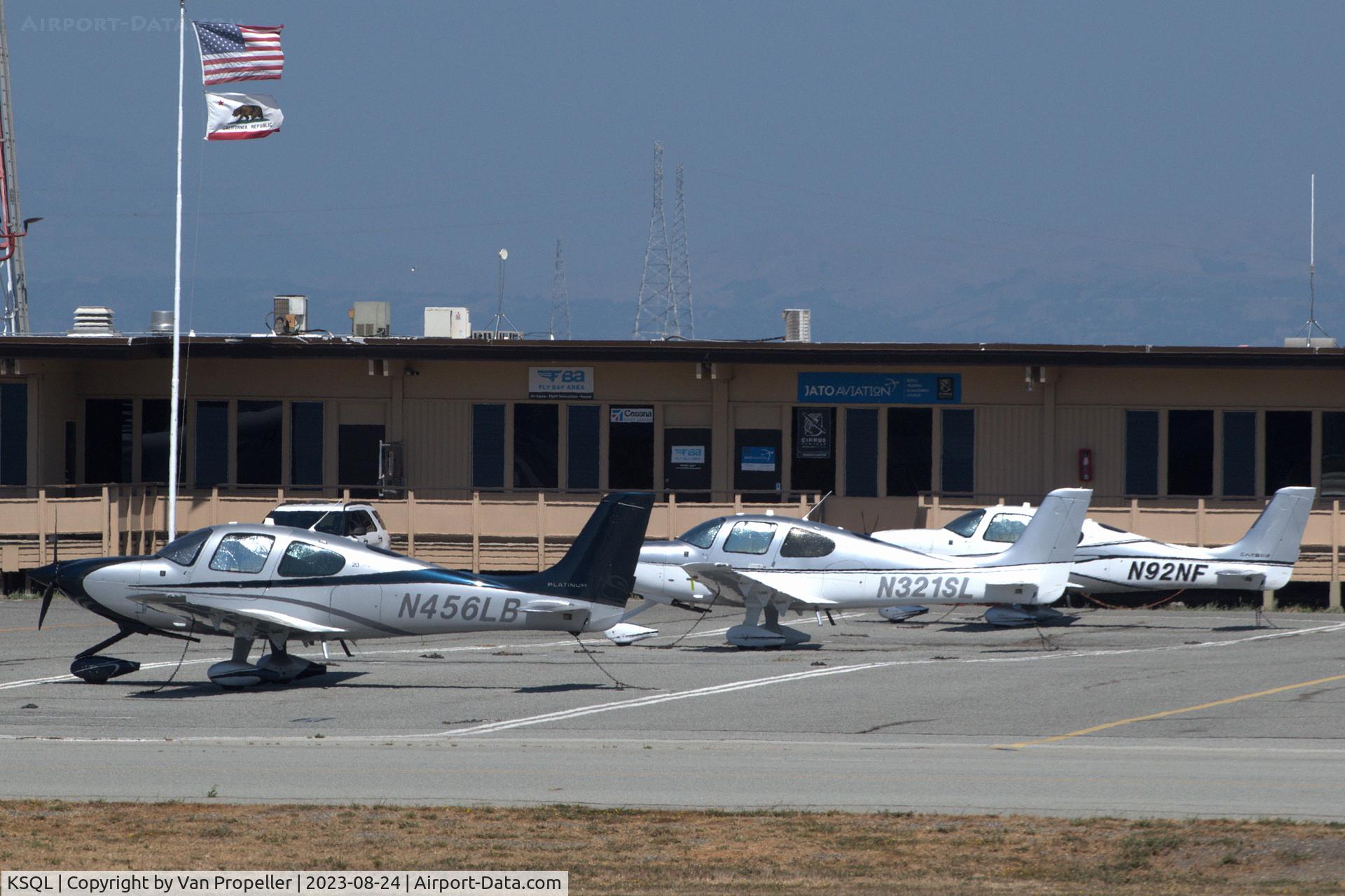 San Carlos Airport (SQL) - Cirrus line up at San Carlos airport, CA