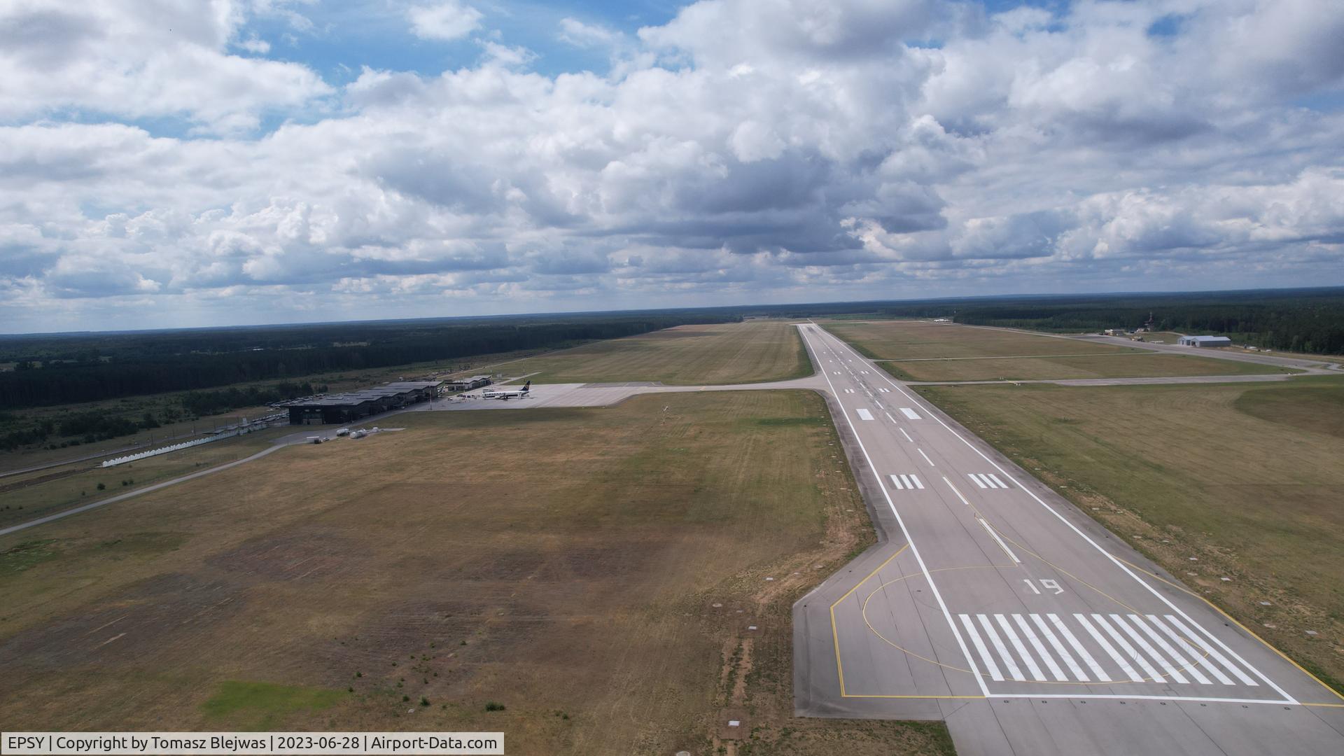 Szczytno-Szymany International Airport, Szczytno Poland (EPSY) - Hi! 
You should also check AIP Poland because You have a wrong data of EPSY in your database.

Brgds,
TB