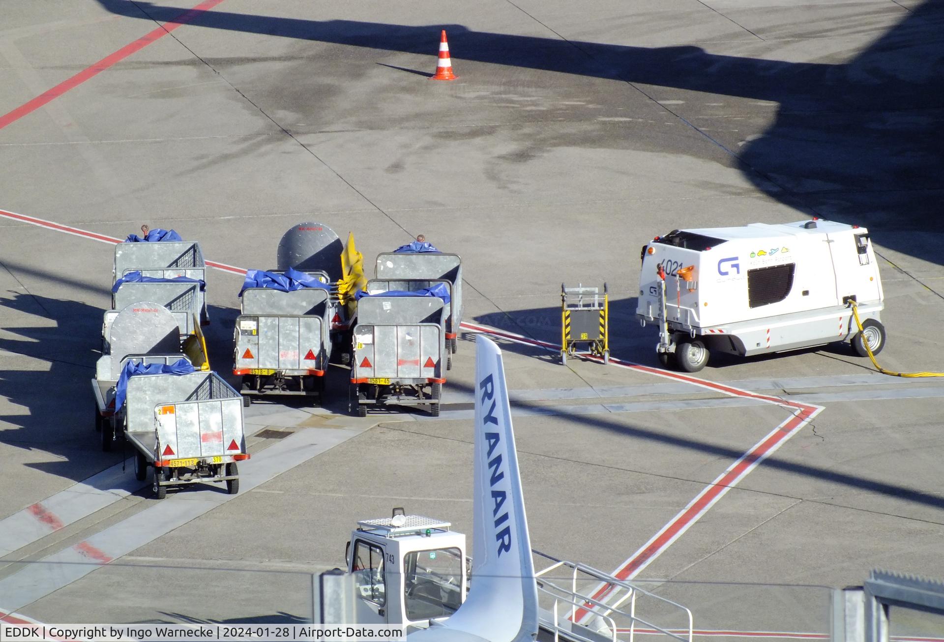 Cologne Bonn Airport, Cologne/Bonn Germany (EDDK) - empty baggage train and generator trailer at Köln/Bonn airport #v
