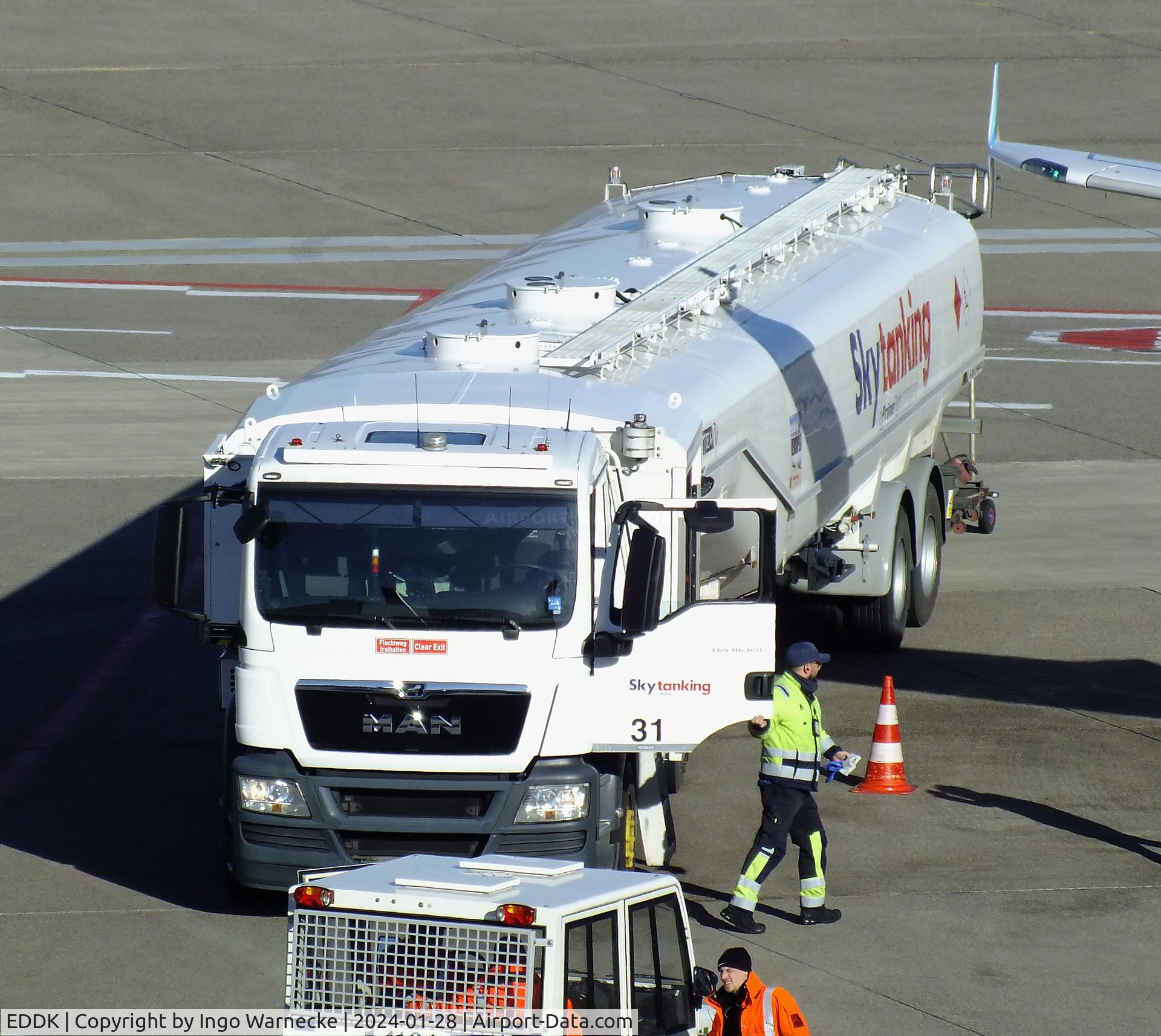 Cologne Bonn Airport, Cologne/Bonn Germany (EDDK) - airport fuel truck at Köln/Bonn airport #v