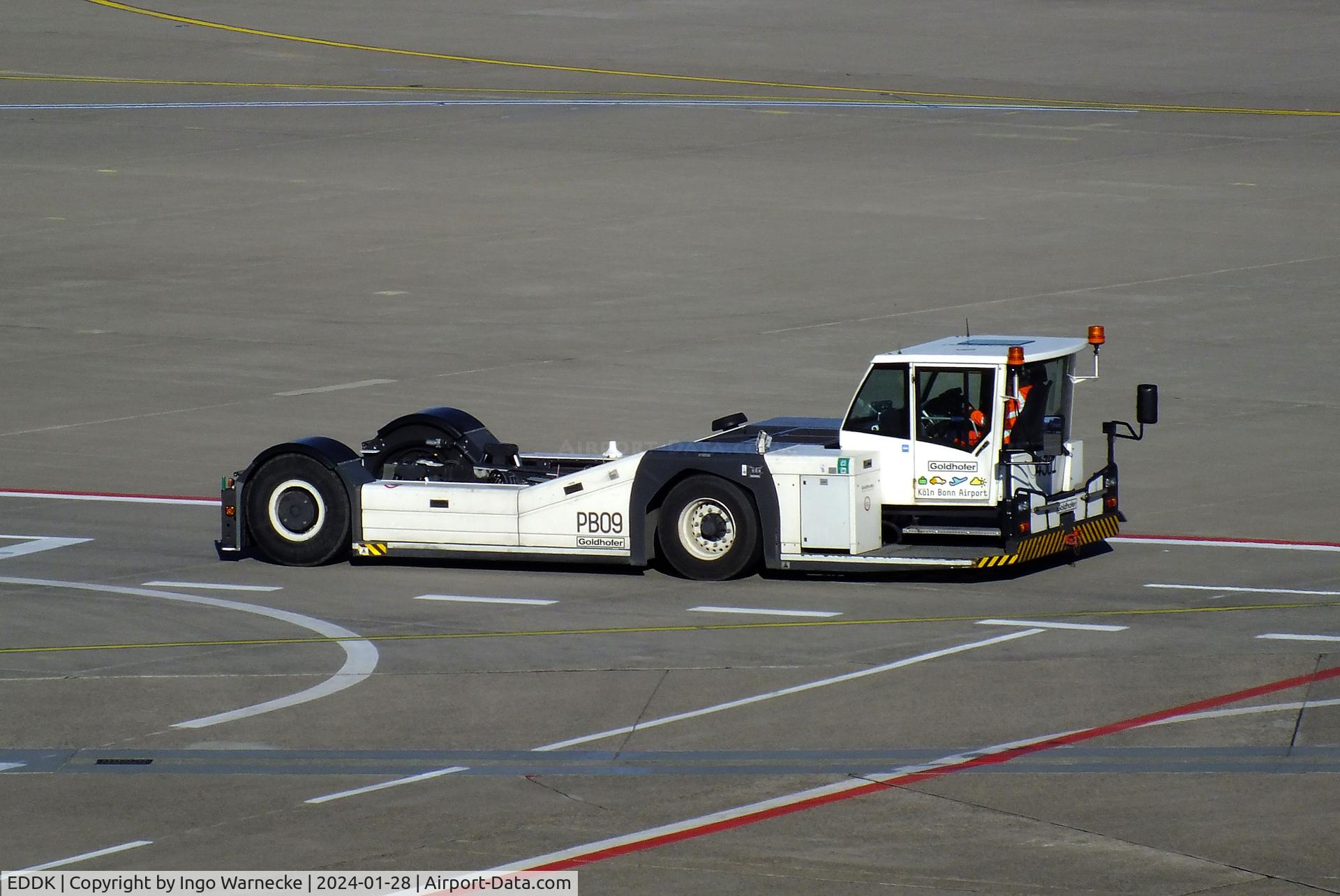 Cologne Bonn Airport, Cologne/Bonn Germany (EDDK) - pushback tug at Köln/Bonn airport