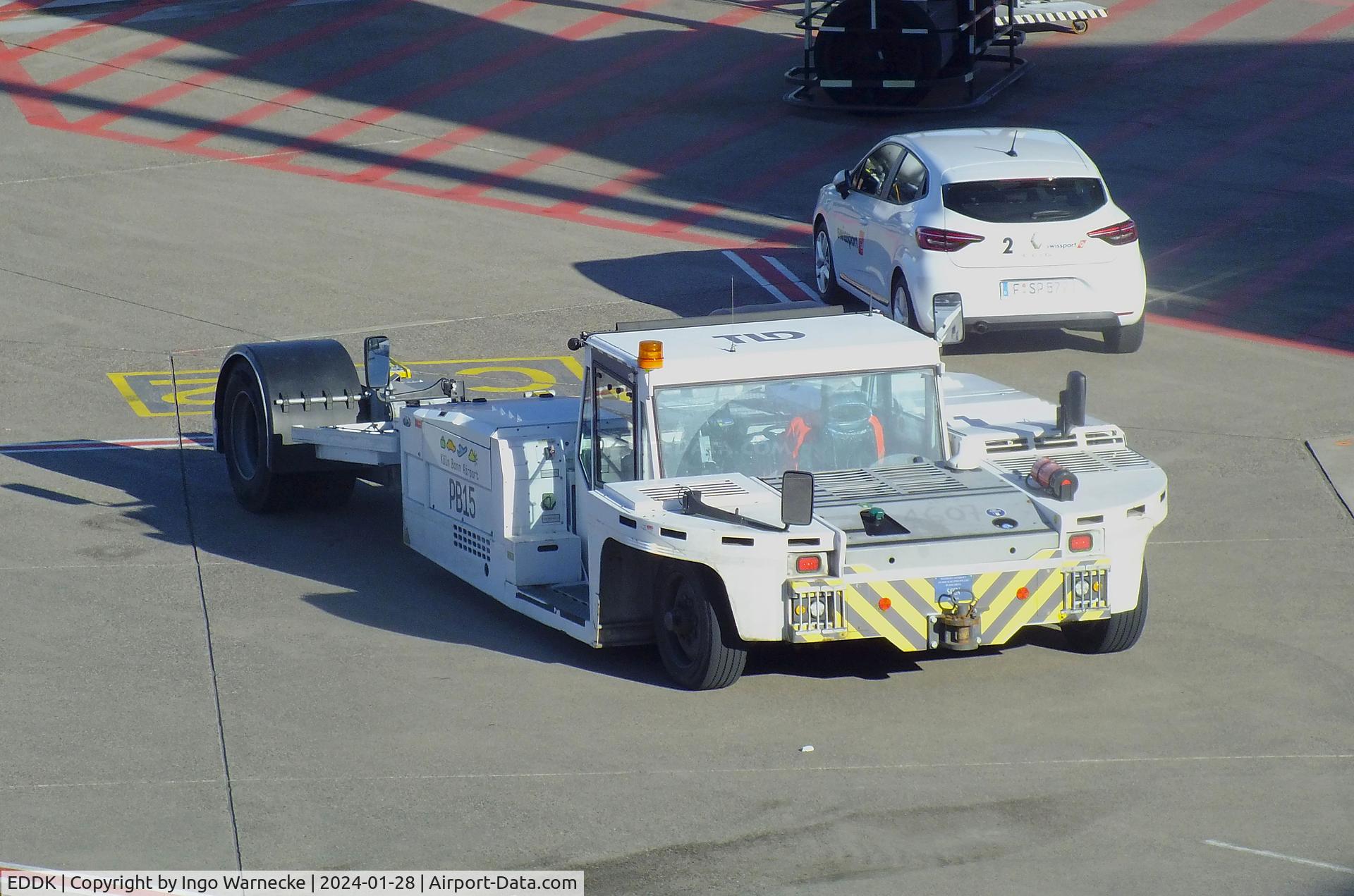 Cologne Bonn Airport, Cologne/Bonn Germany (EDDK) - pushback tug at Köln/Bonn airport