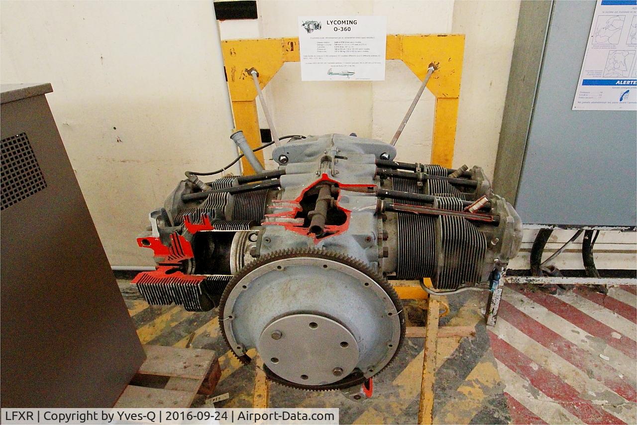 LFXR Airport - Lycoming O-360, Naval Aviation Museum, Rochefort-Soubise airport (LFXR)