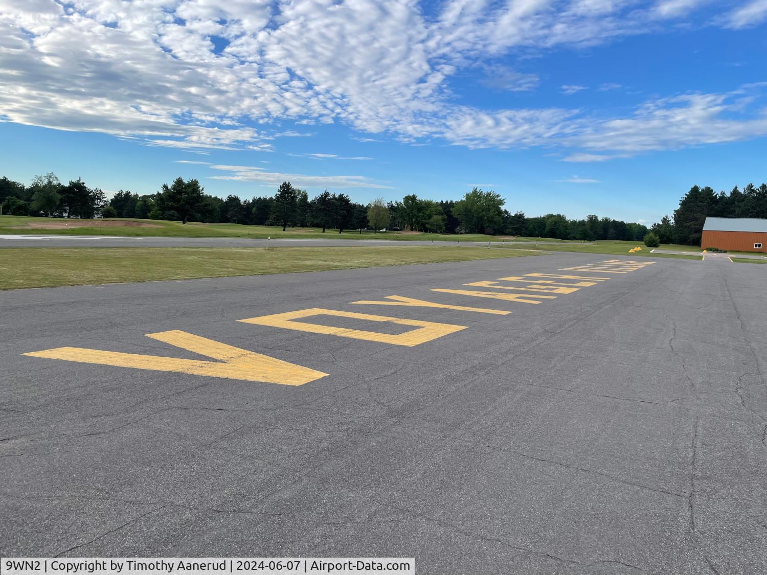 Voyager Village Airstrip Airport (9WN2) - Voyager's Village Aircraft Ramp