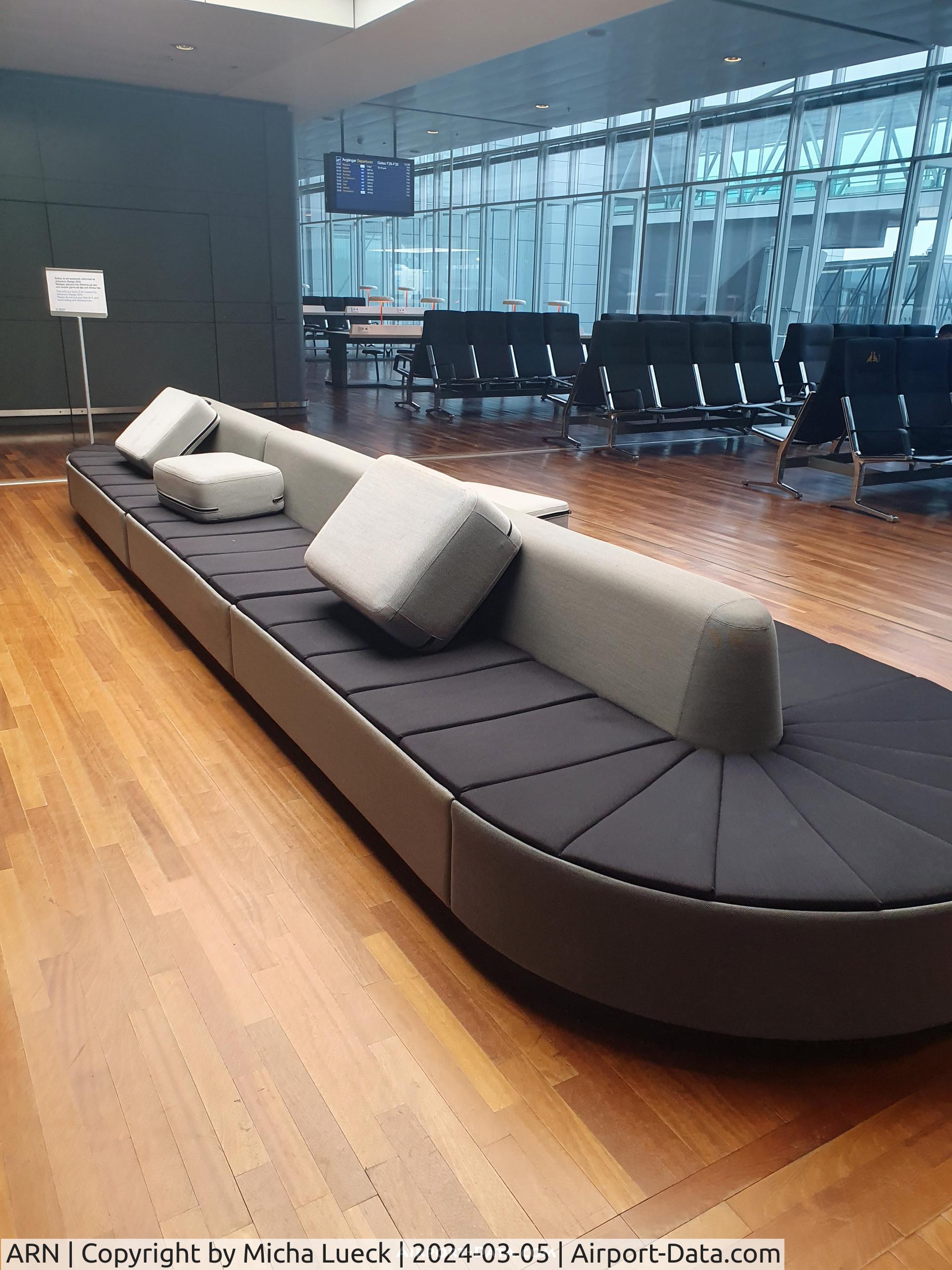 Stockholm-Arlanda Airport, Stockholm Sweden (ARN) - Cool couch in form of a baggage carousel at Arlanda Airport