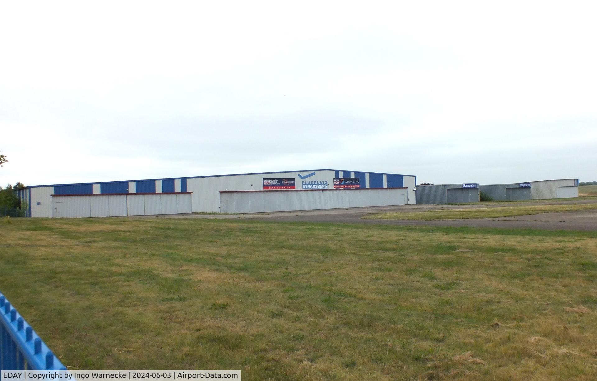EDAY Airport - eastern hangars at Strausberg airfield