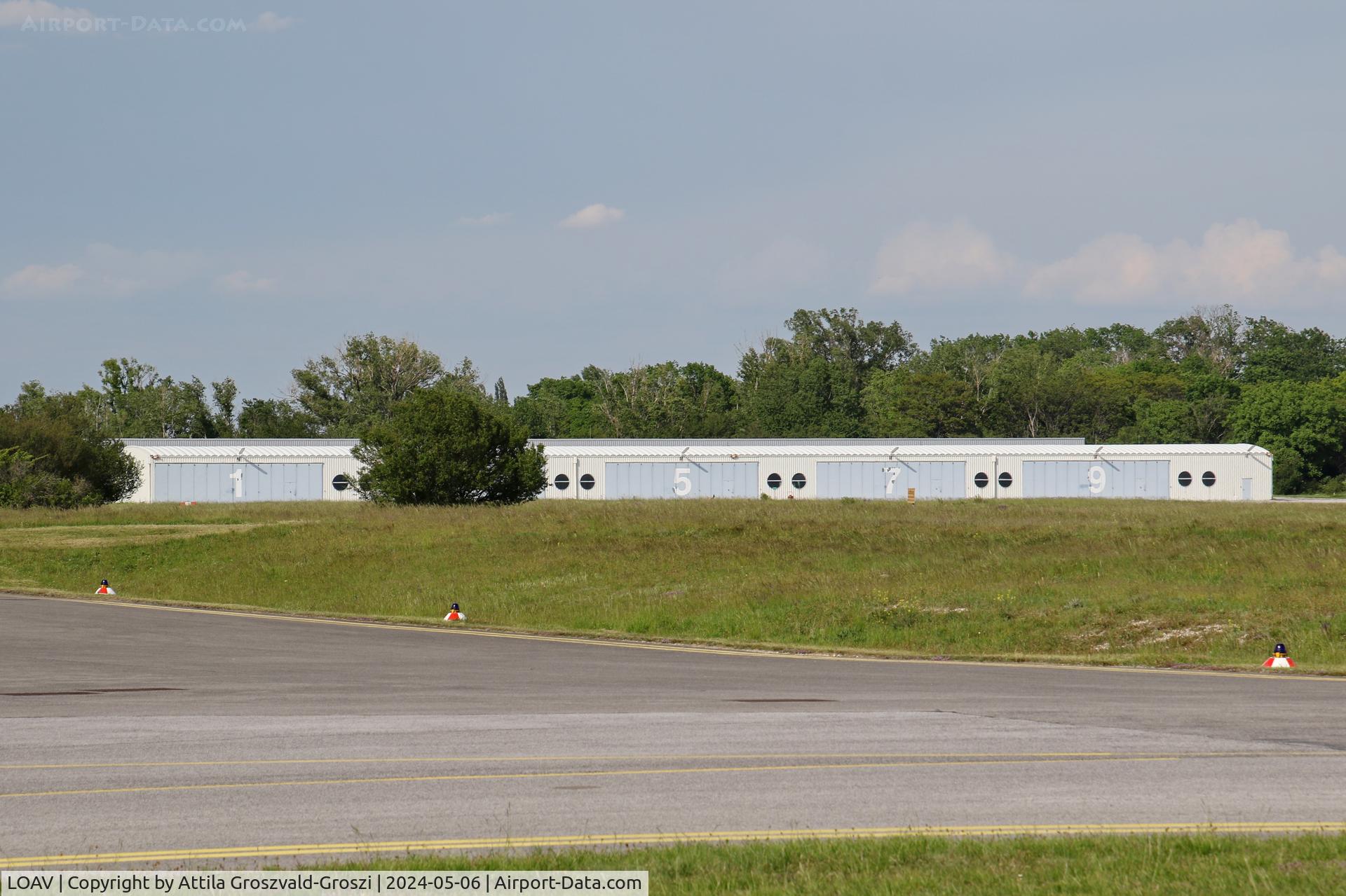 LOAV Airport - LOAV - Vöslau-Kottingbrunn Airport, Austria