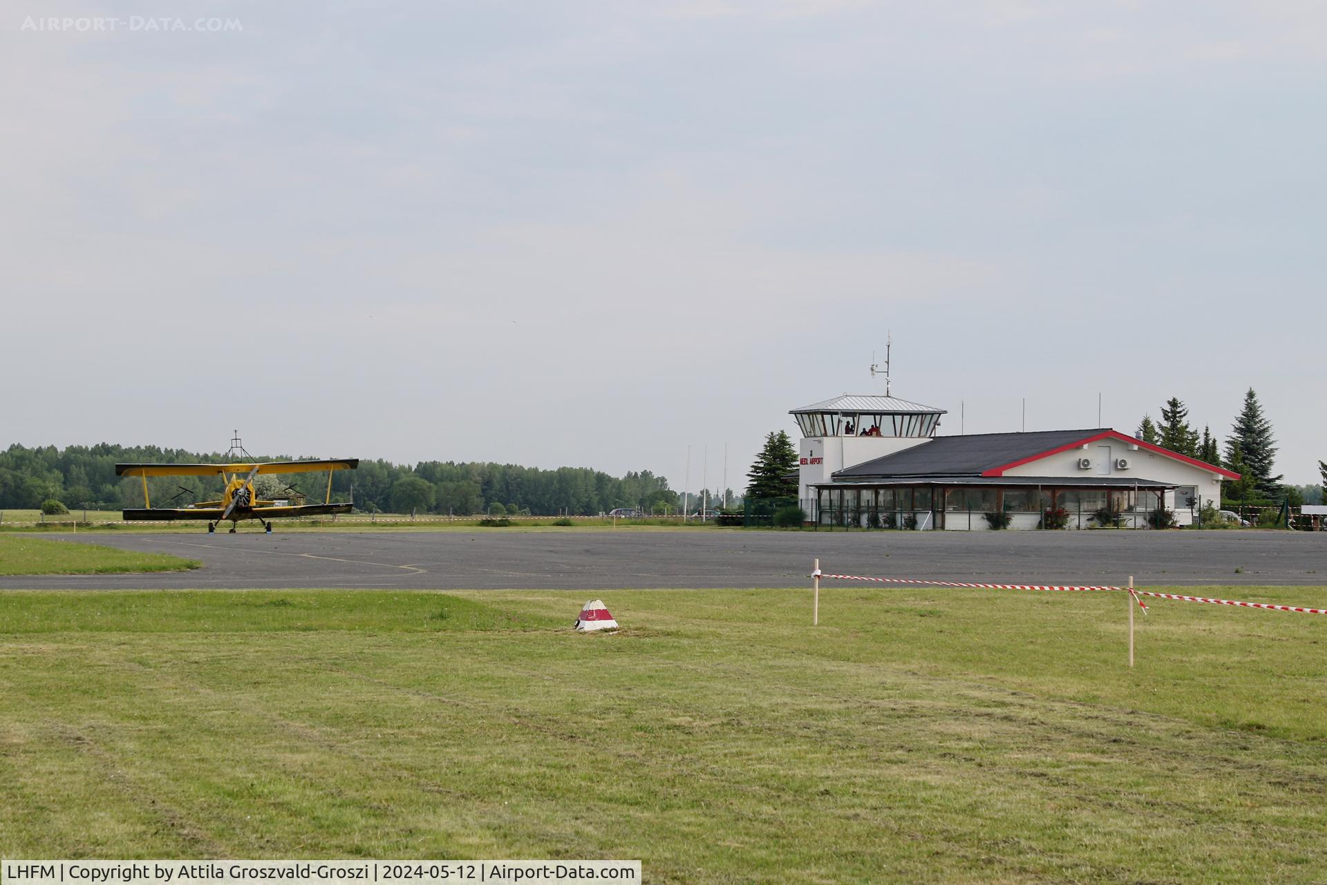 Fert?szentmiklós Airport, Fert?szentmiklós Hungary (LHFM) - LHFM - Meidl Airport-Fert?szentmiklós, Hungary