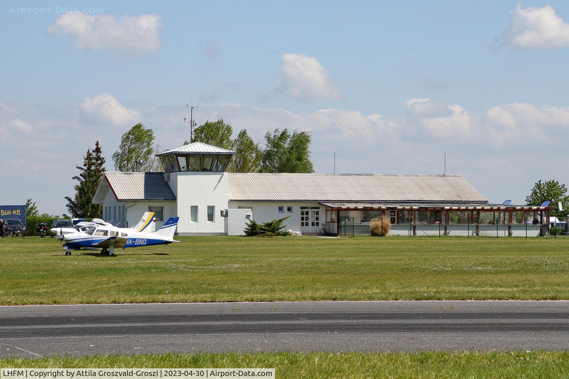 Fert?szentmiklós Airport, Fert?szentmiklós Hungary (LHFM) - LHFM - Meidl Airport-Fert?szentmiklós, Hungary