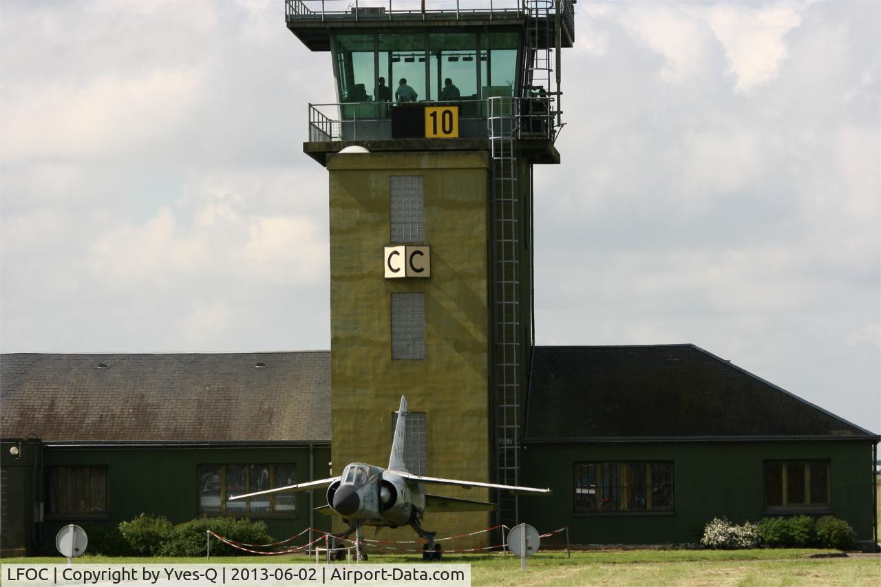 Châteaudun Airport, Châteaudun France (LFOC) - Châteaudun Air Base 279 (LFOC) open day 2013