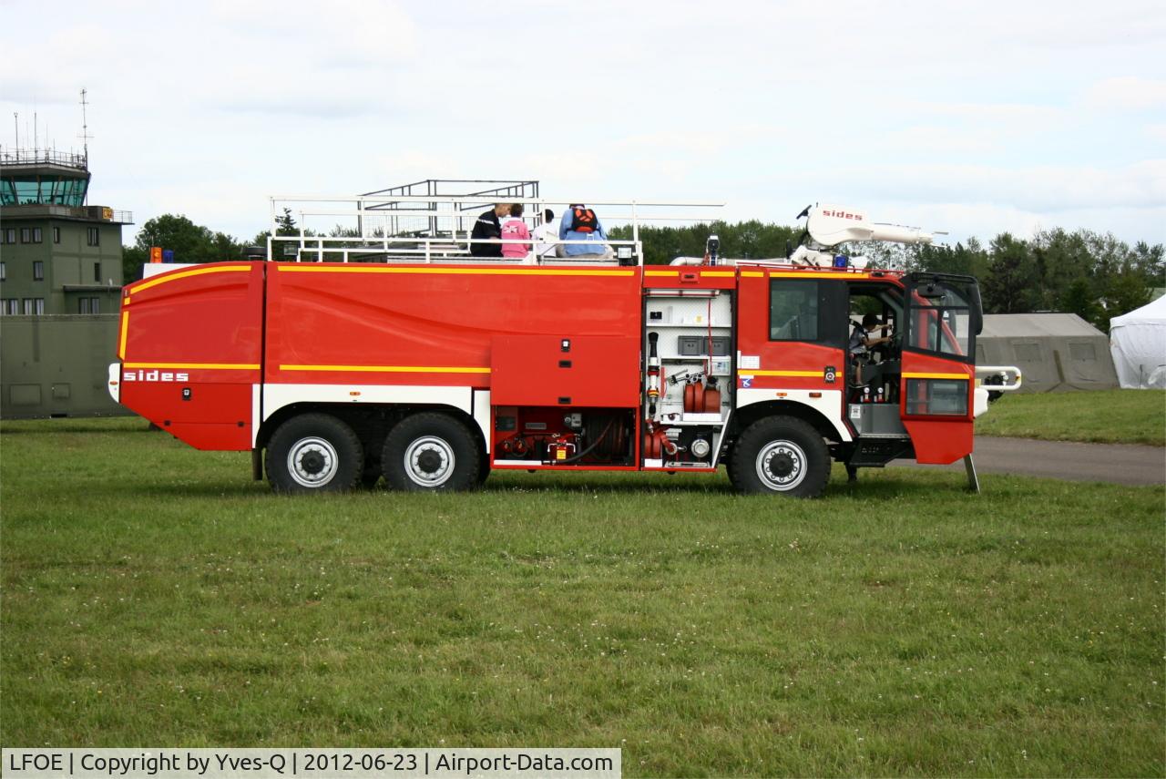 Evreux Fauville Airport, Evreux France (LFOE) - Evreux-Fauville (LFOE-EVX)