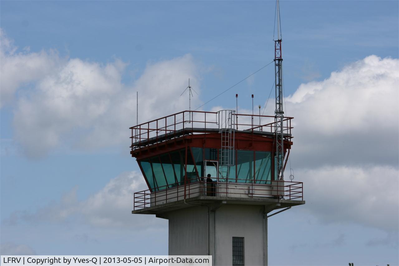 Vannes Meucon Airport, Vannes France (LFRV) - Conrol tower, Vannes-Meucon Airport (LFRV-VNE)