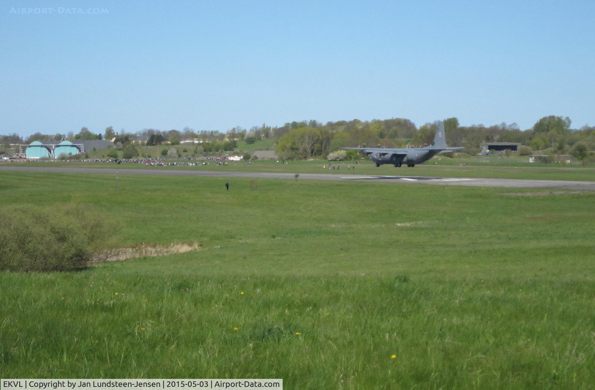 EKVL Airport - Royal Danish Air Force C-130J-30 B-583 landing on Runway 28 at an airshow at the former Vaerloese Air Base in Denmark.