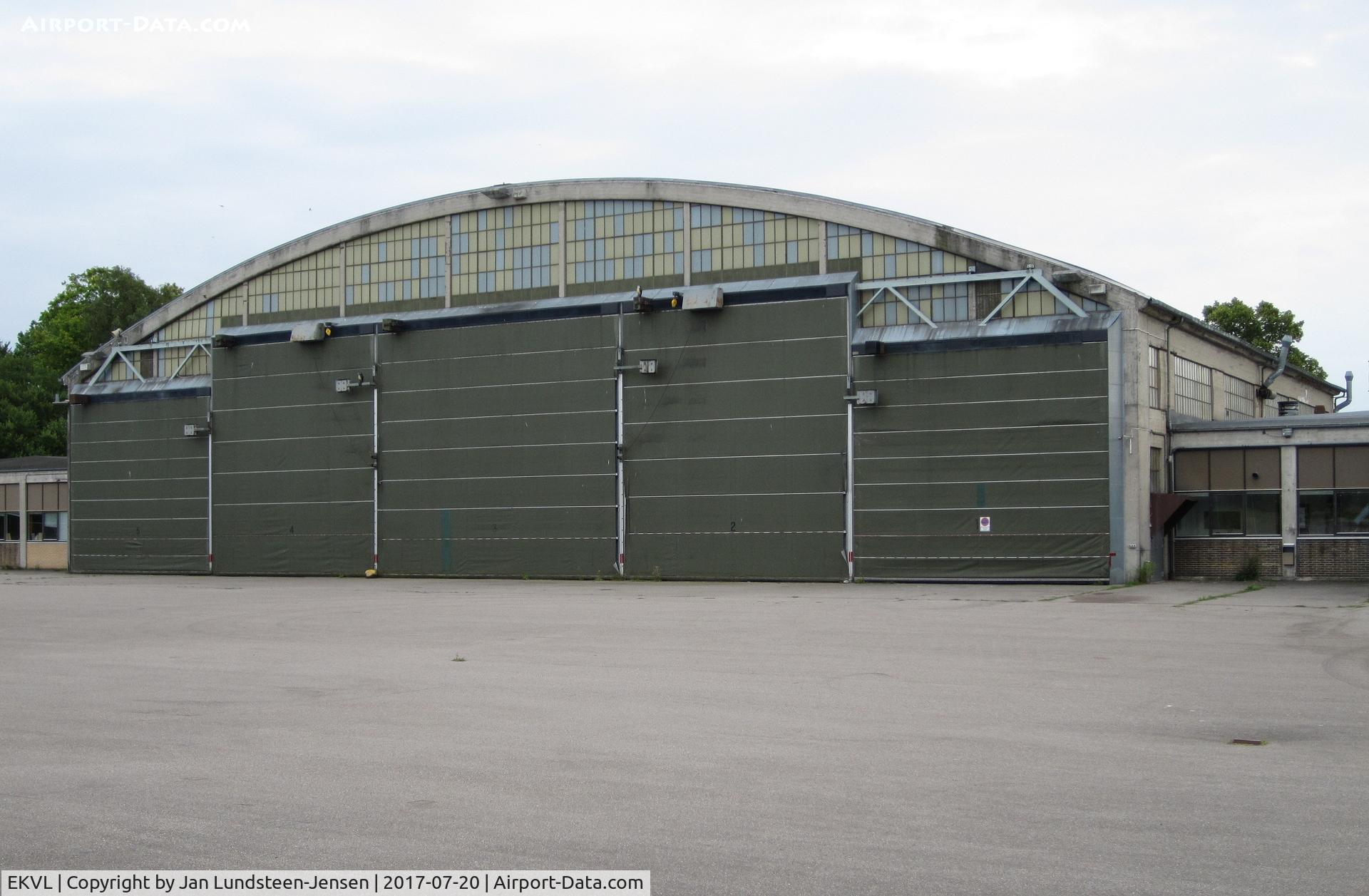EKVL Airport - Hangar 6 at the former Vaerloese Air Base in Denmark. This hangar was built in 1942 and was used by German Luftwaffe 1942-1945. 1946-2008 used by Danish Air Force for major aircraft overhauls. Today the hangar is used as a film studio.
