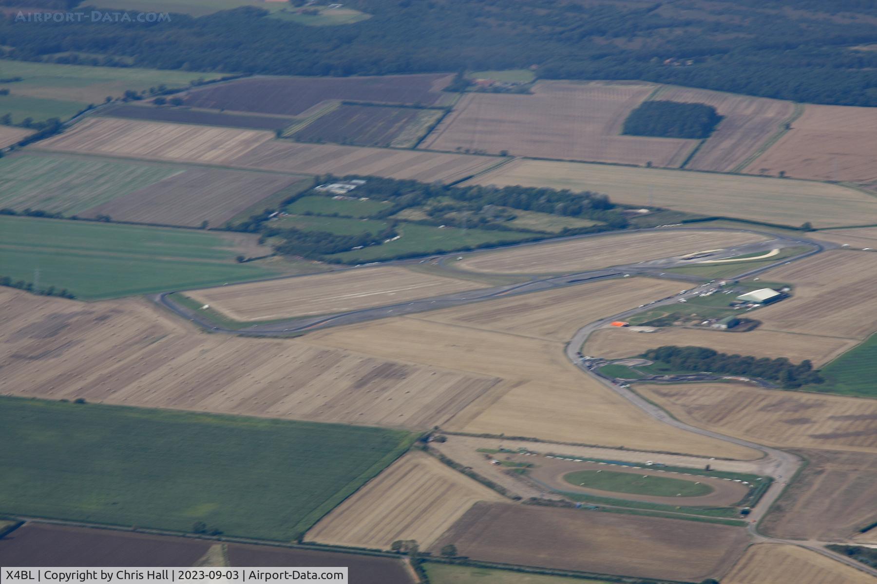 X4BL Airport - Former RAF Blyton