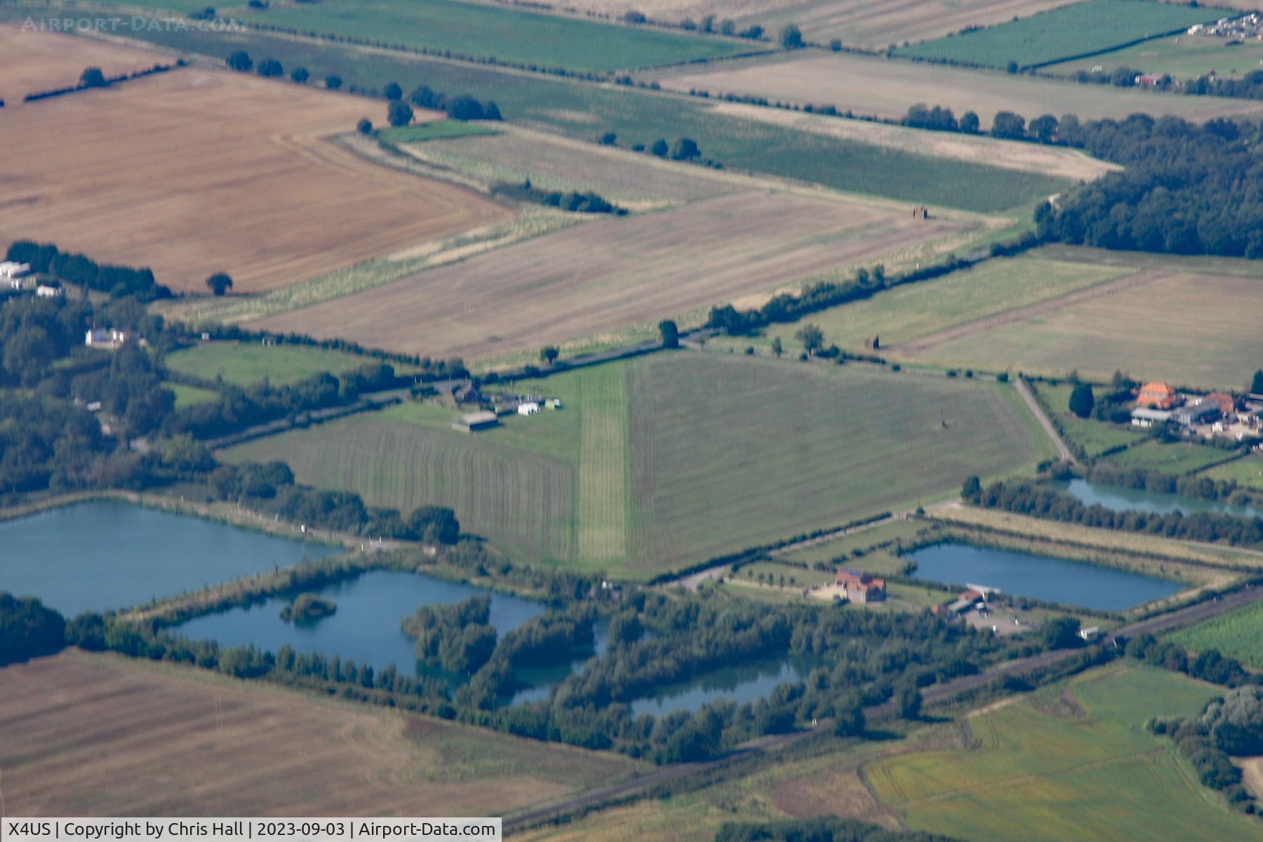 X4US Airport - Private strip at Usselby, Lincolnshire