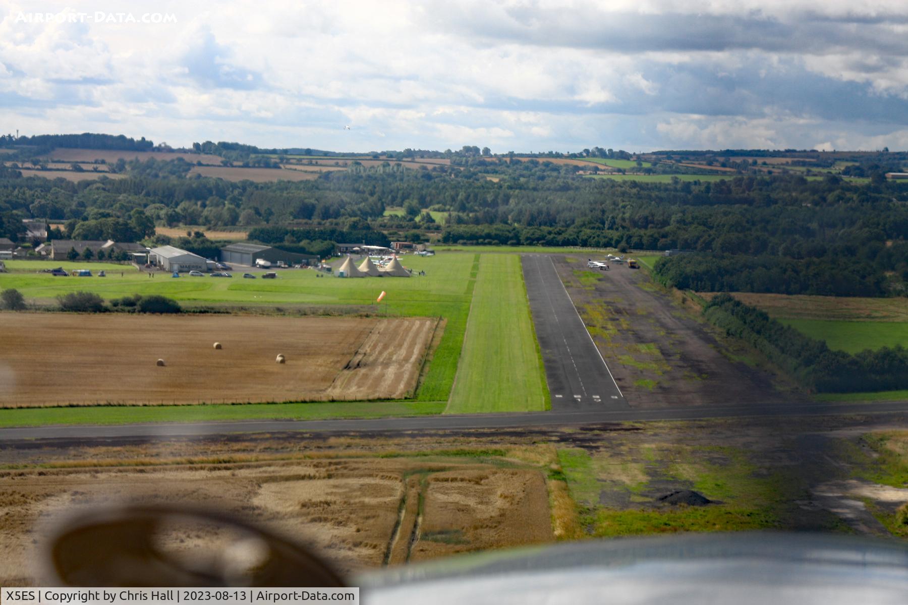 X5ES Airport - Eshott