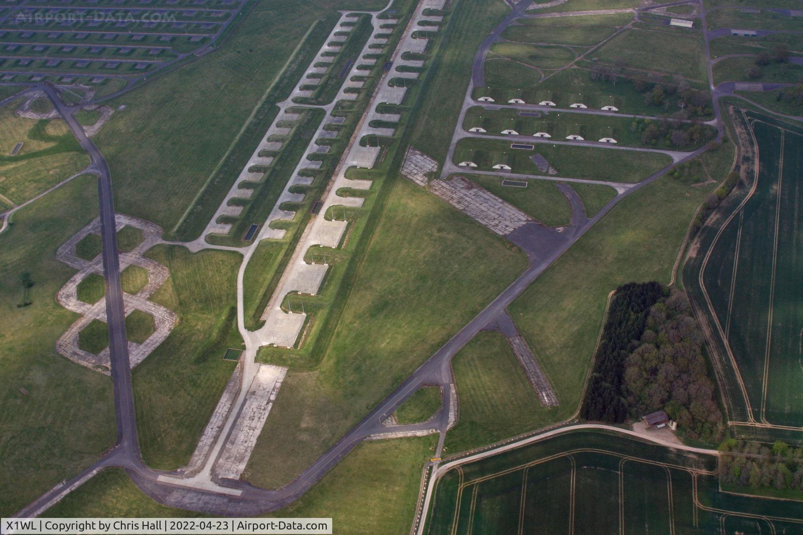 X1WL Airport - Former RAF Welford