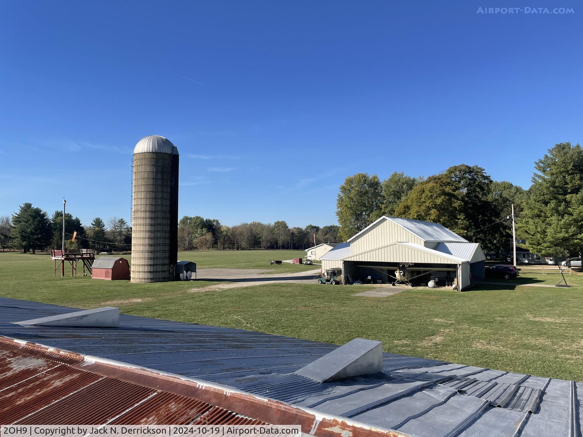 Caesar Creek Gliderport (2OH9) - View from pole barn roof.