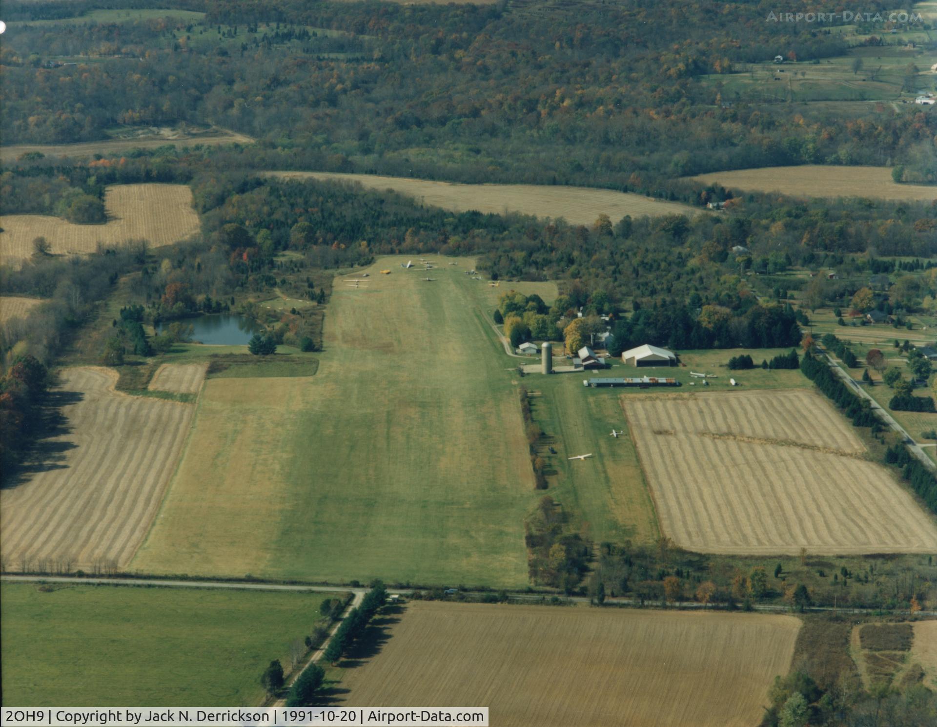 Caesar Creek Gliderport (2OH9) - Photos by Jim Walasek. 