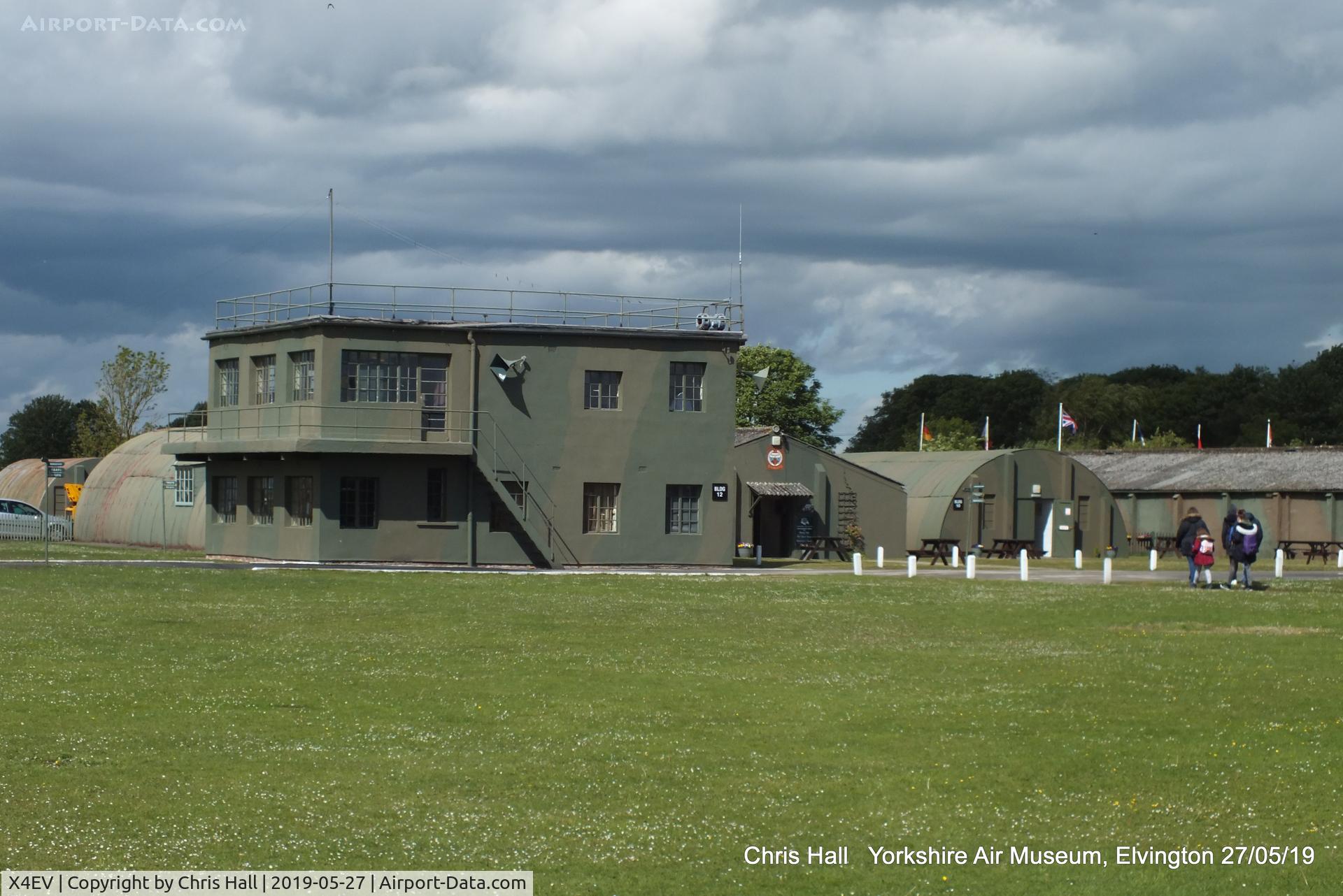 X4EV Airport - Yorkshire Air Museum, Elvington