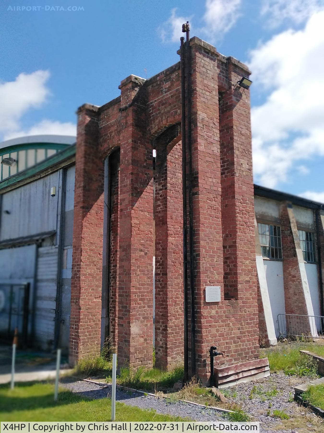 X4HP Airport - Central Hangar at Hooton Park