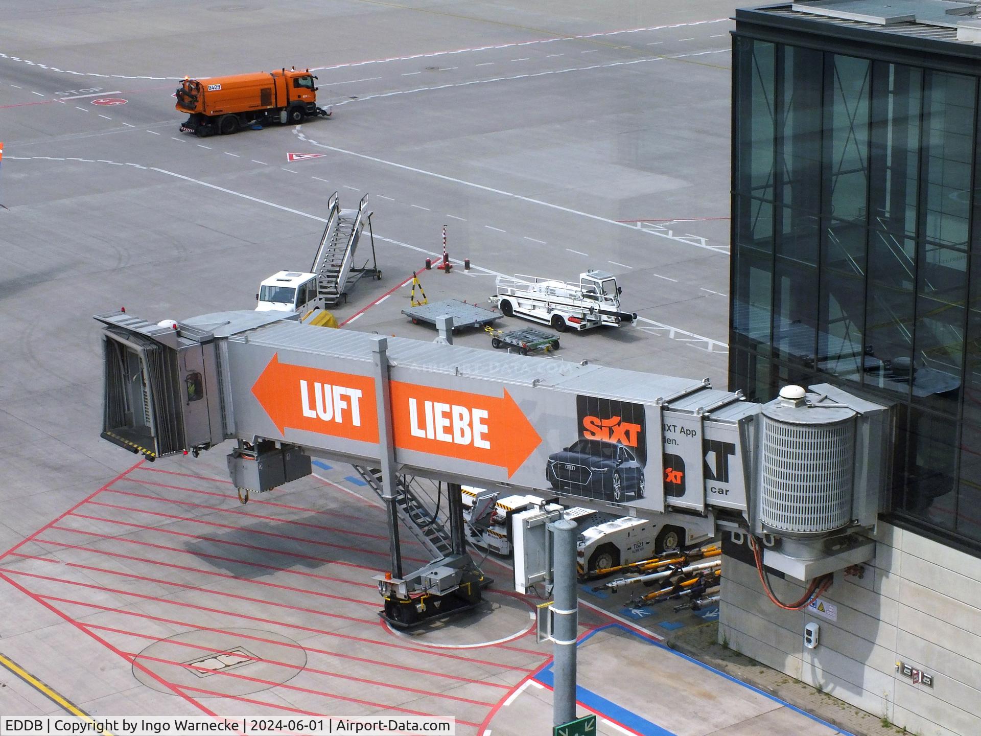 Berlin Brandenburg International Airport, Berlin Germany (EDDB) - apron and boarding bridge at BER airport