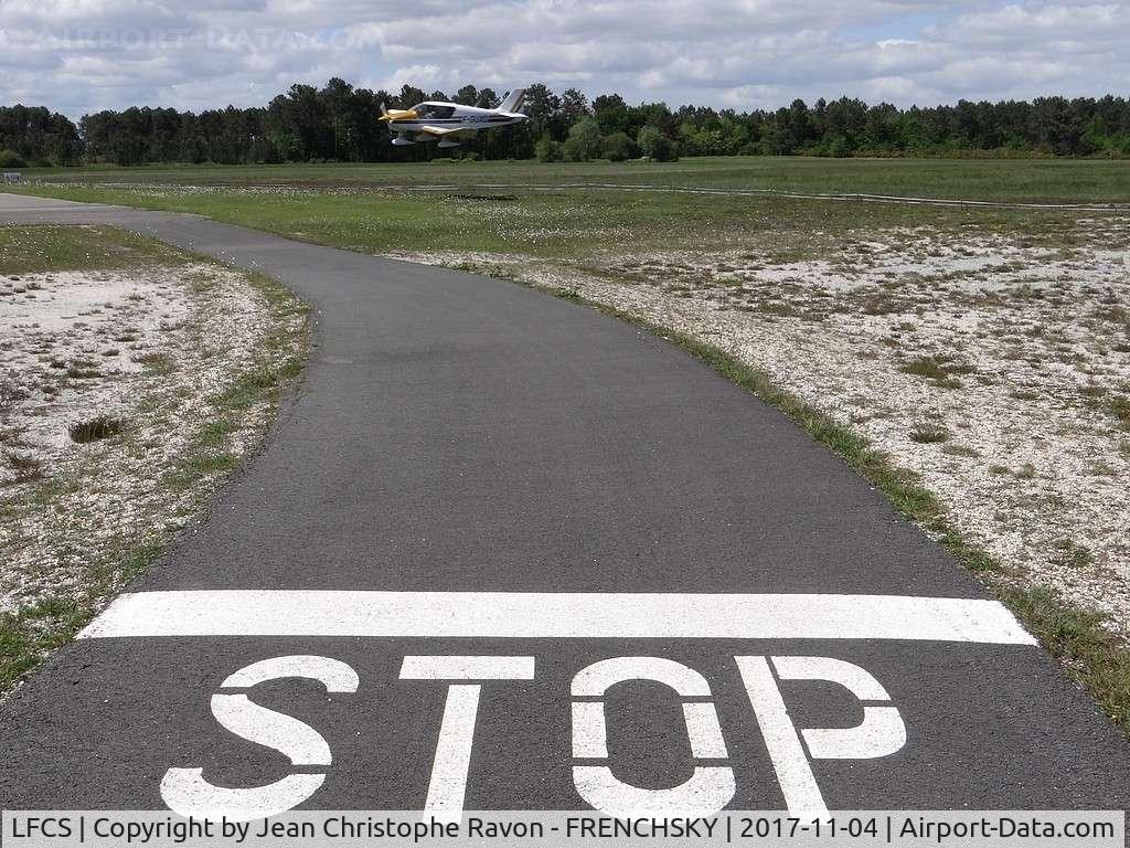 Bordeaux Leognan saucats Airport, Bordeaux France (LFCS) - Stop !
