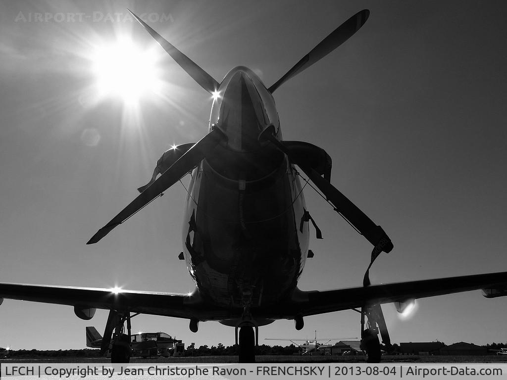 Arcachon La Teste-de-Buch Airport, Arcachon France (LFCH) - Pilatus PC-12/47E
JetFly 