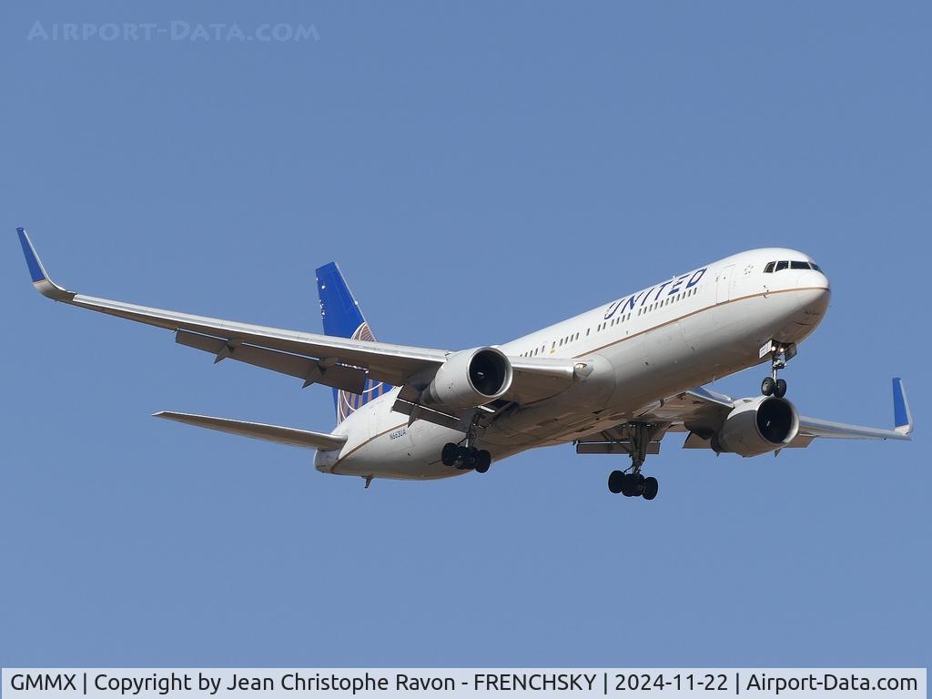 Menara International Airport, Marrakech Morocco (GMMX) - New York (EWR)	Marrakesh (RAK)	UA628