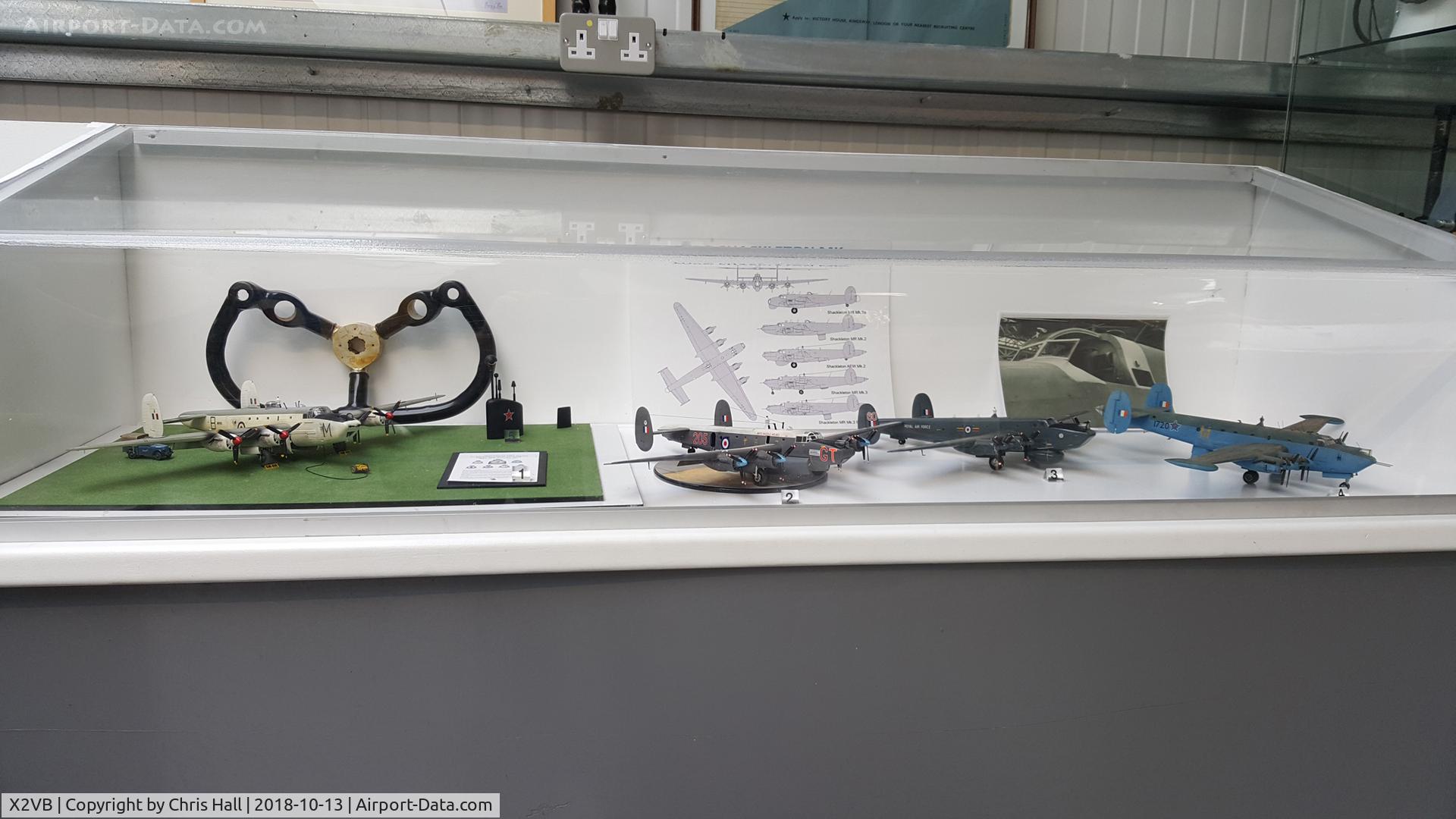 X2VB Airport - Avro Shackleton models at the Gatwick Aviation Museum