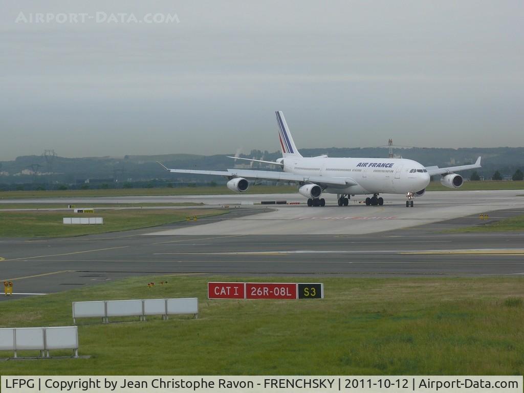Paris Charles de Gaulle Airport (Roissy Airport), Paris France (LFPG) - A340 Air France