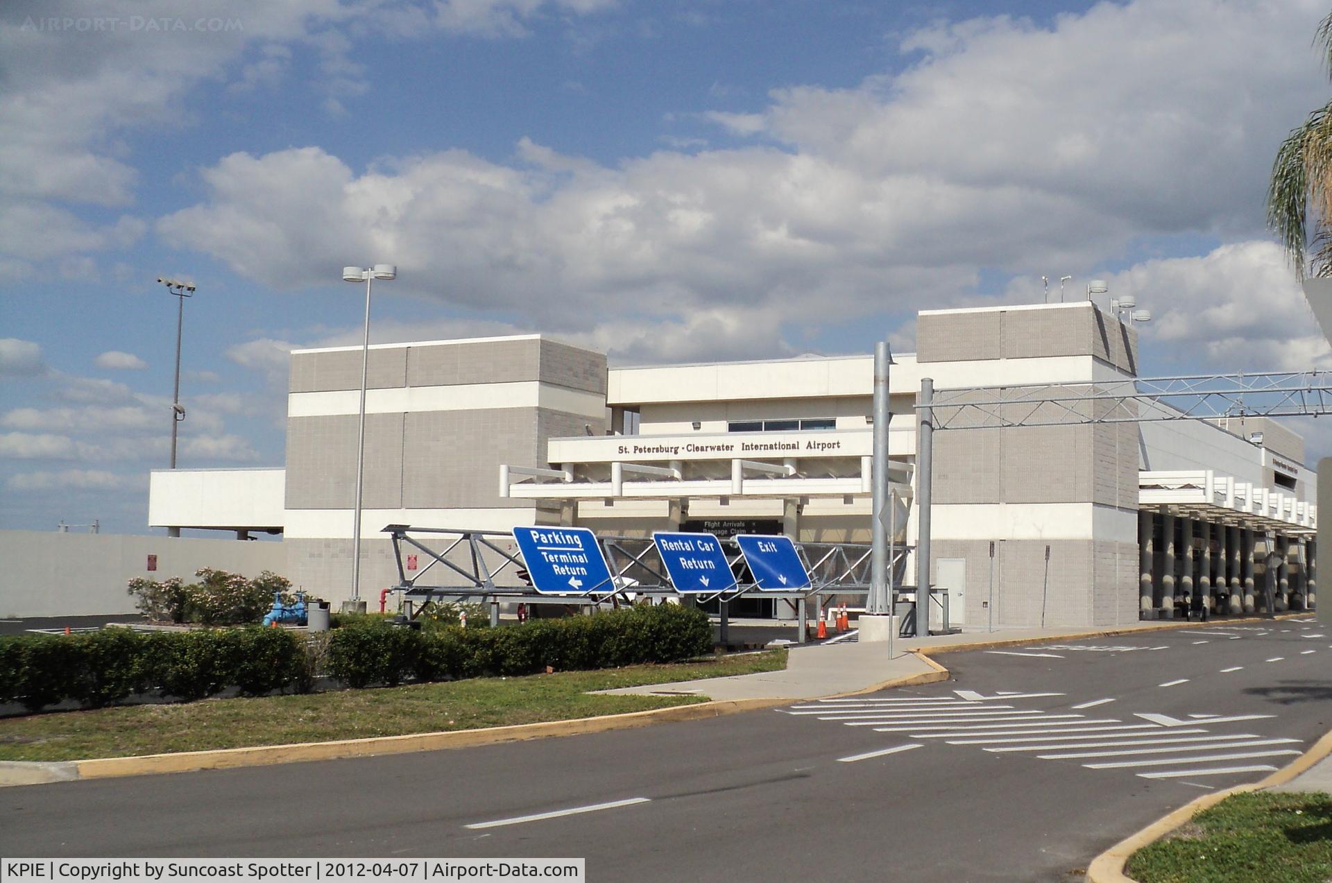 St Petersburg-clearwater International Airport (PIE) - Terminal at St Pete-Clearwater International Airport