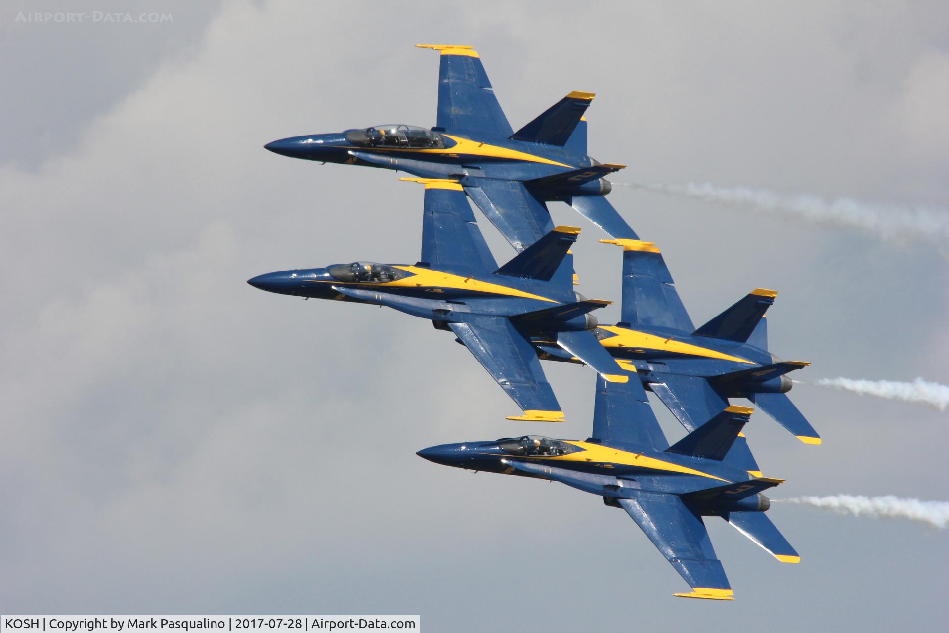 Wittman Regional Airport (OSH) - Blue Angels at Airventure 2017