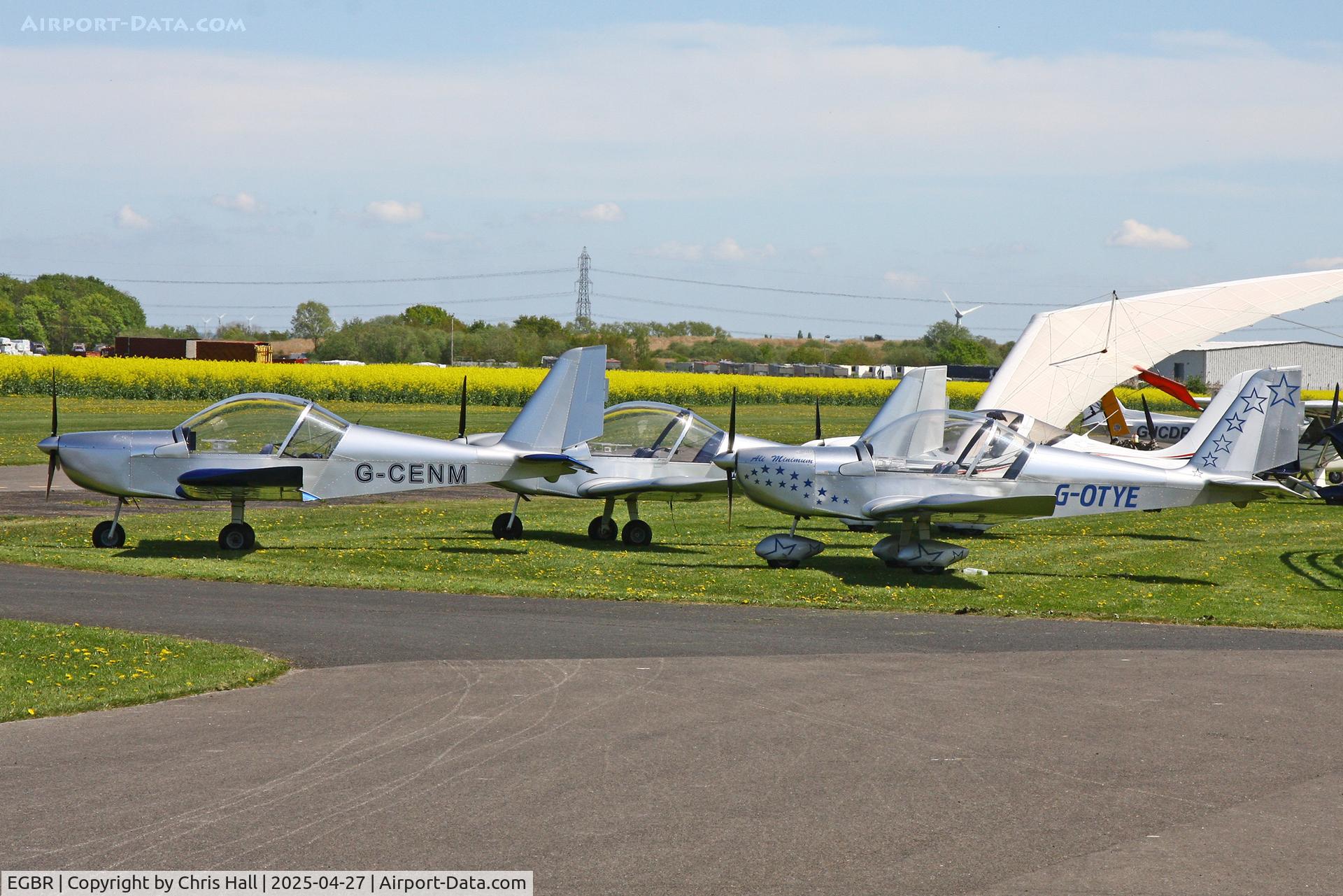 EGBR Airport - EV-97 Eurostar fly-in at Breighton - EGBR