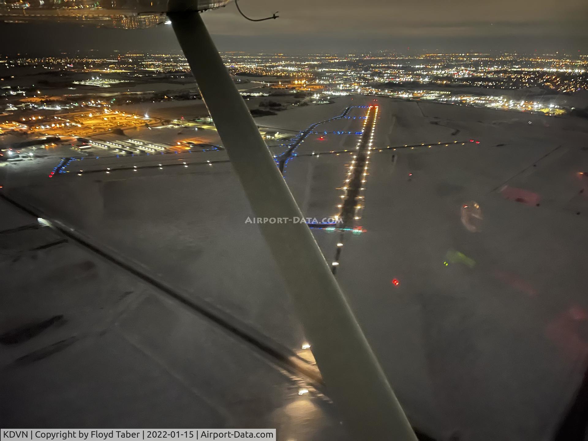 Davenport Municipal Airport (DVN) - Looking south east runway 15 ILS pattern altitude