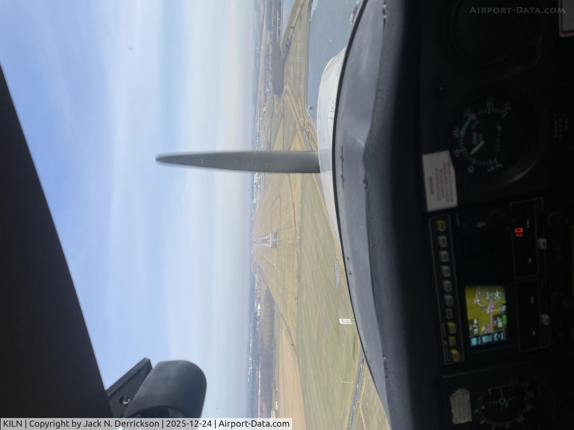 Wilmington Air Park Airport (ILN) - Final