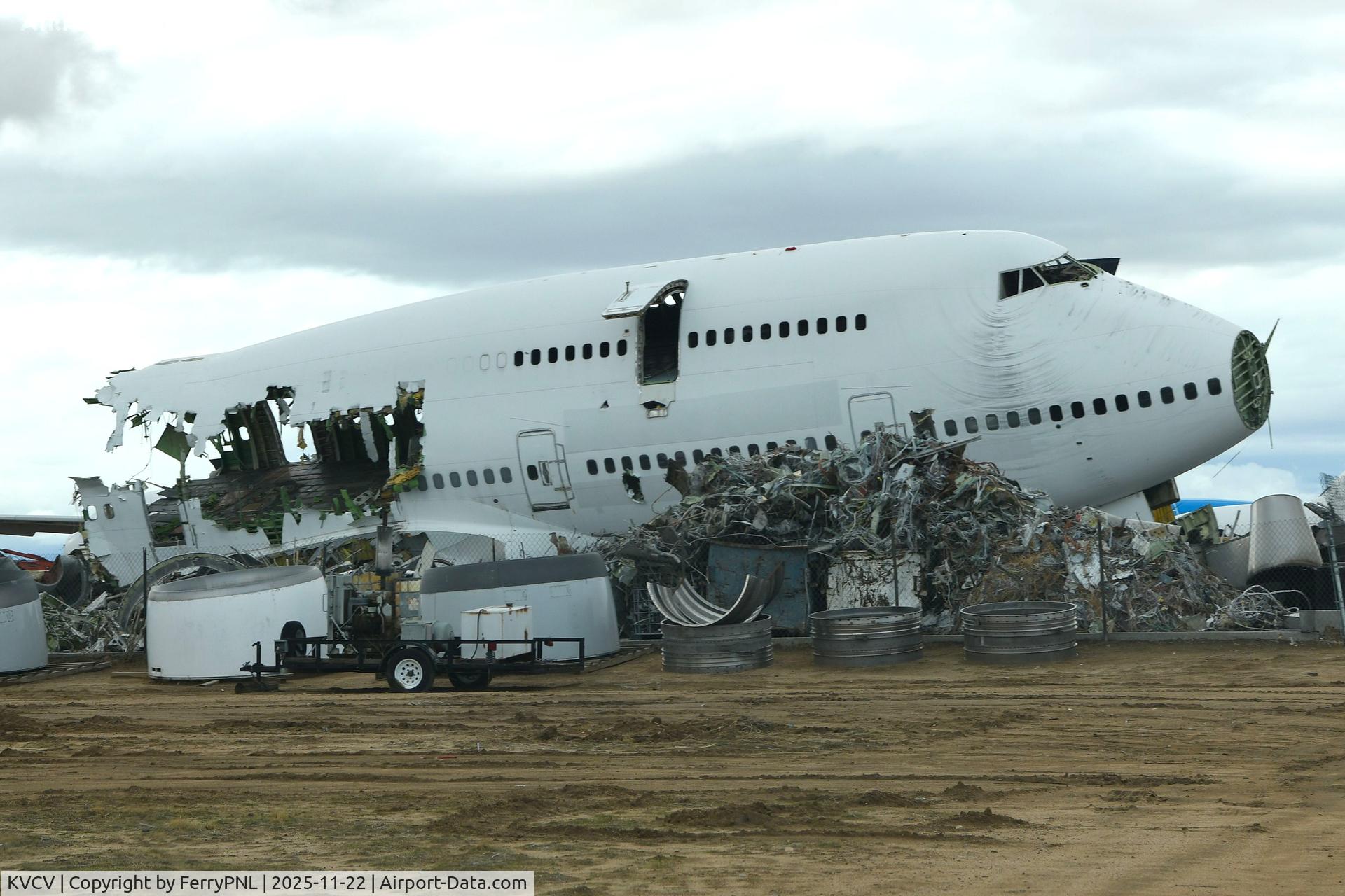 Southern California Logistics Airport (VCV) - The basis of Victorvilles existence lays in the recycling of obsolete aircraft.  