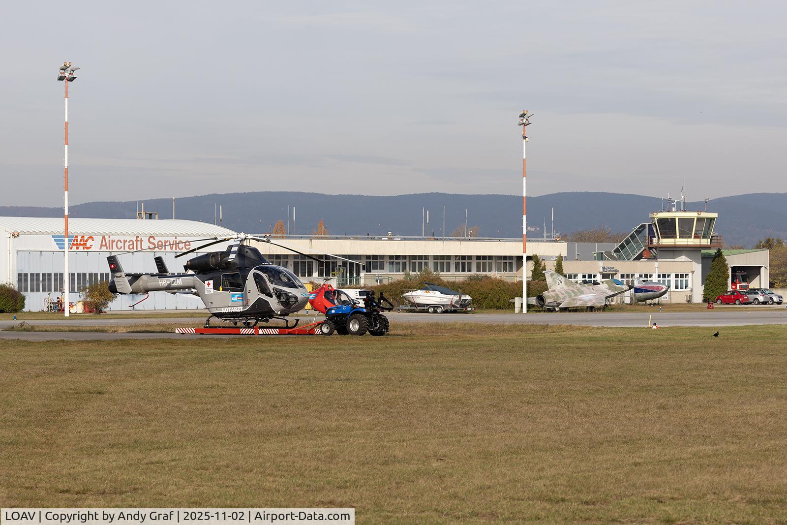 LOAV Airport - Vöslau airport overview