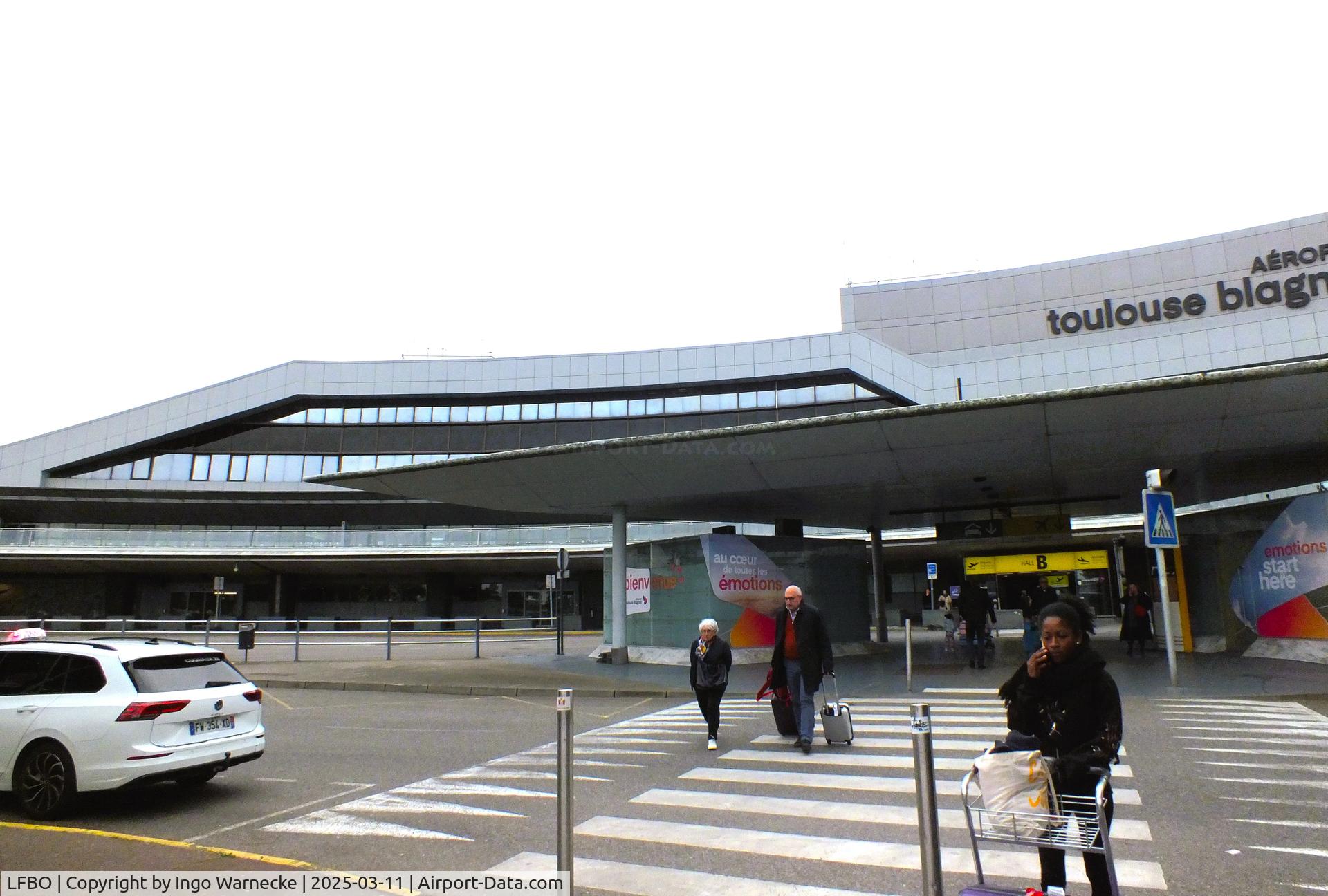 Toulouse Airport, Blagnac Airport France (LFBO) - landside view of terminal at Toulouse-Blagnac airport
