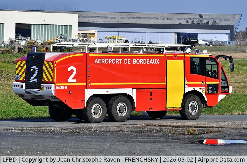 Bordeaux Airport, Merignac Airport France (LFBD) - Sentinel S3X