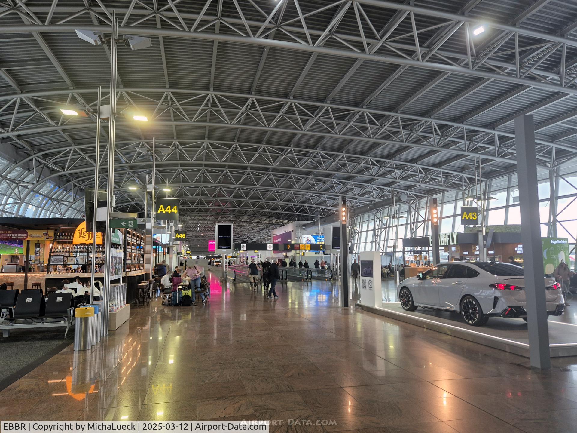 Brussels Airport, Brussels / Zaventem   Belgium (EBBR) - At Brussels Zaventem