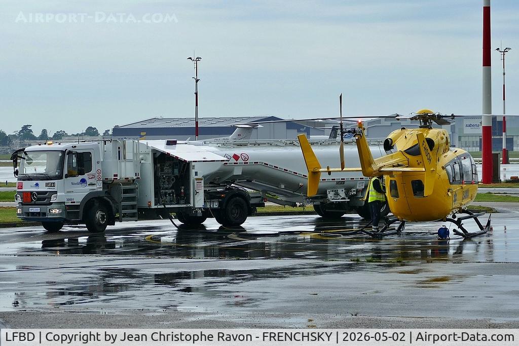 Bordeaux Airport, Merignac Airport France (LFBD) - SAMU33