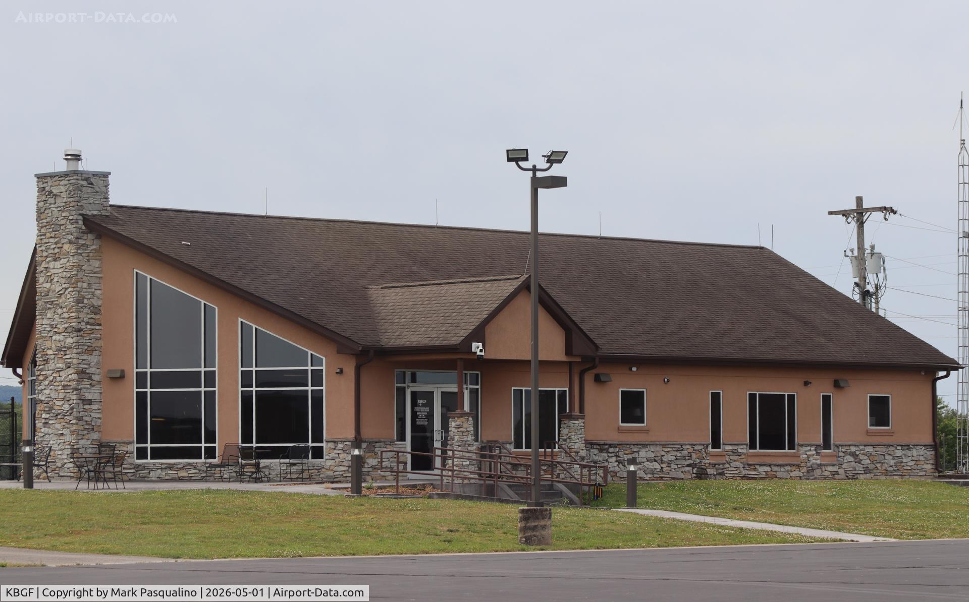 Winchester Municipal Airport (BGF) - Winchester Executive Terminal