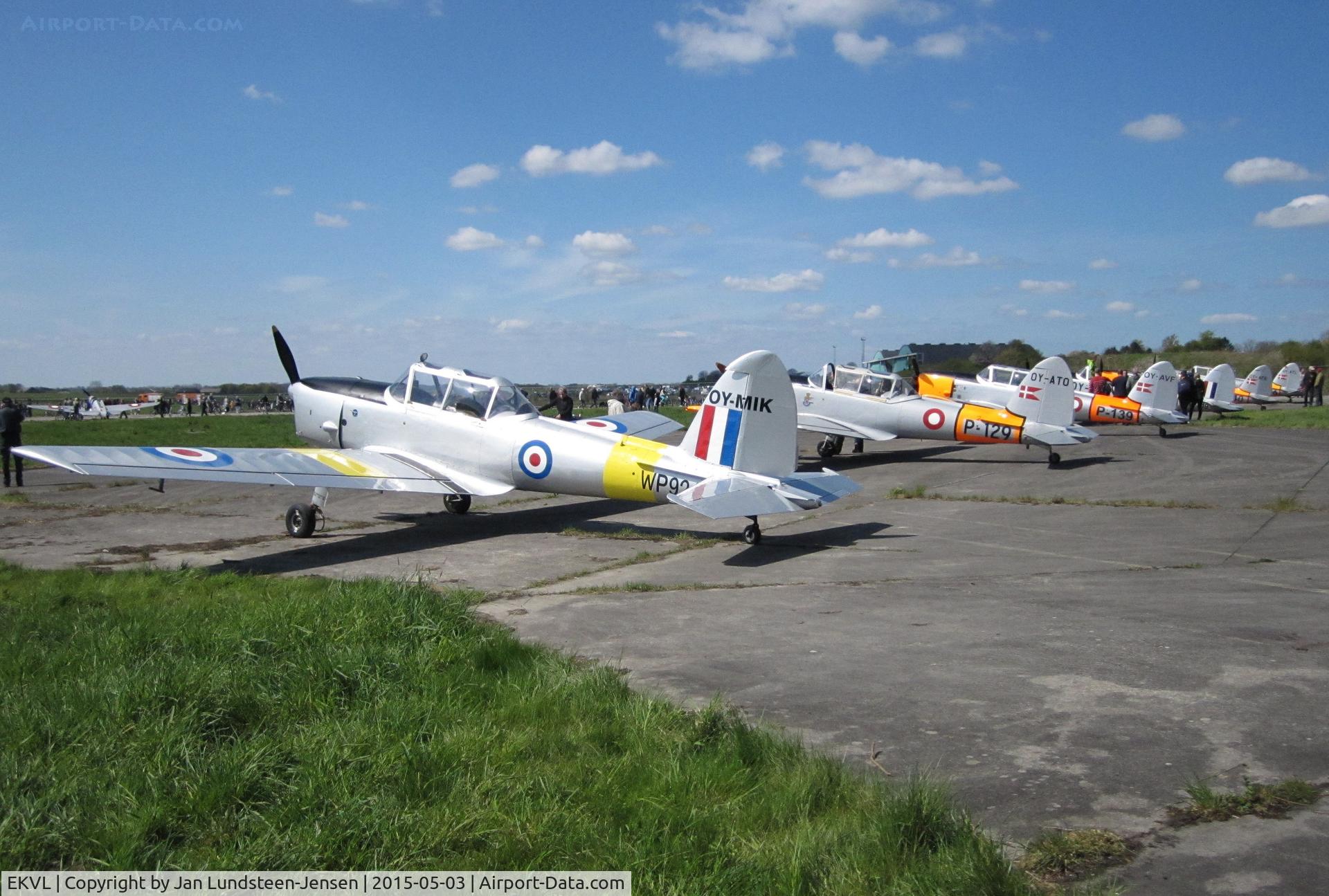 EKVL, An airshow at the former Vaerloese Air Base in Denmark with six DHC-1 Chipmunks participating.