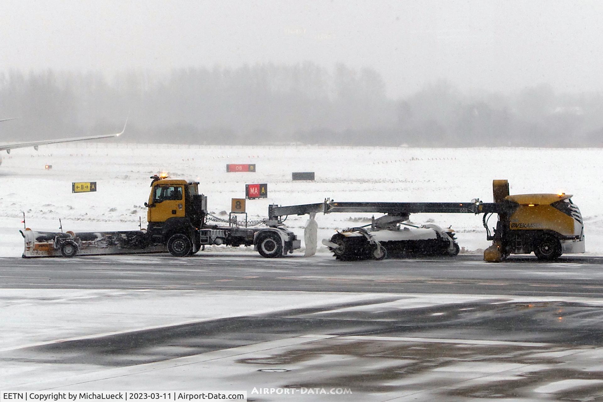 Tallinn Airport, Tallinn Estonia (EETN) - Fresh snowfall in Tallinn (snowplow #8)