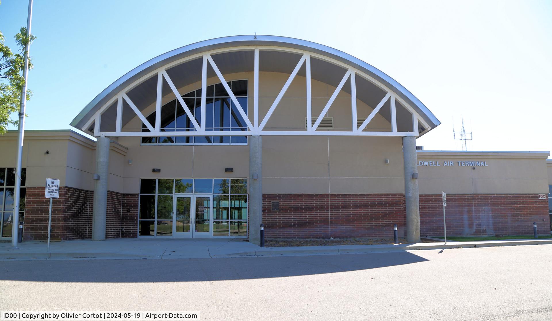 Hubler Field Airport, the passenger terminal