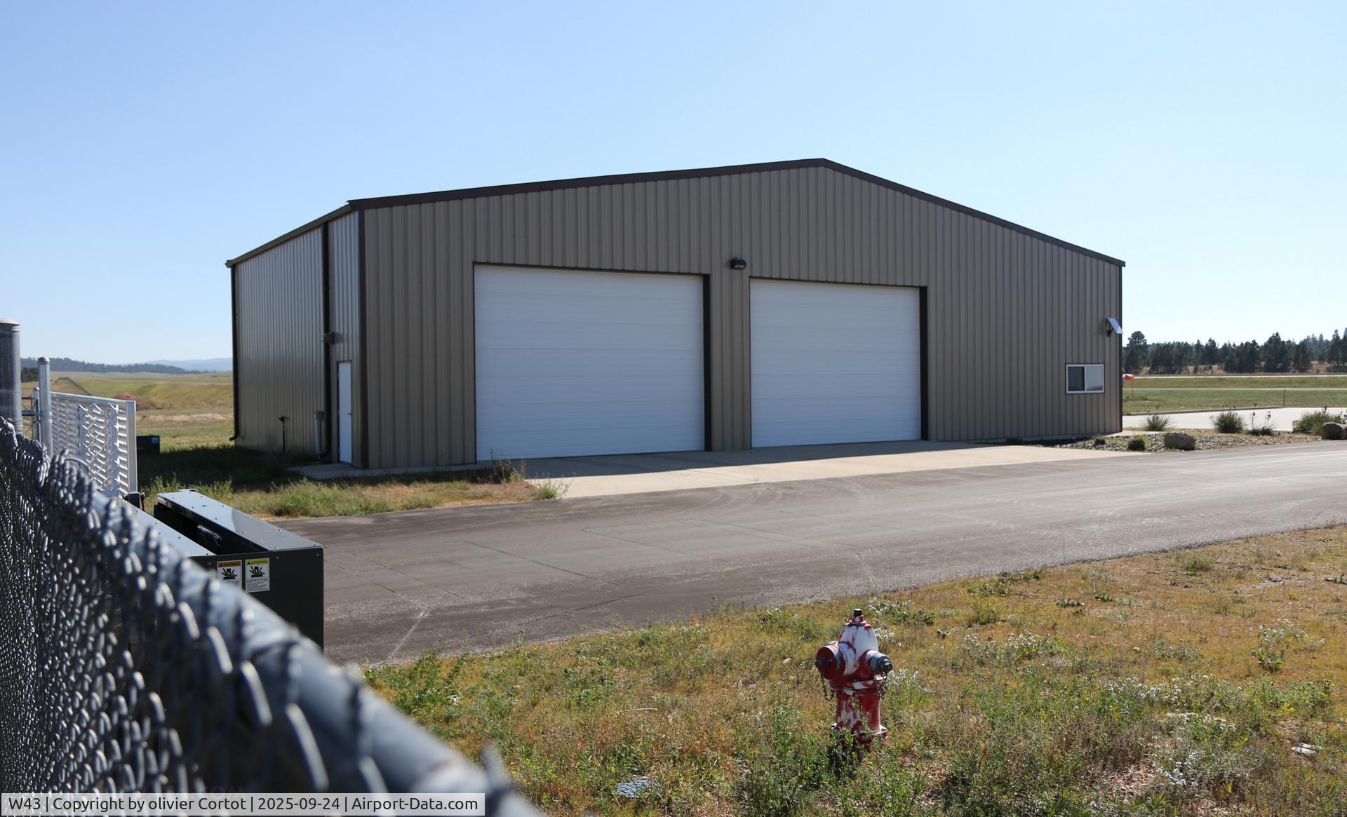 Hulett Municipal Airport, one of the hangars