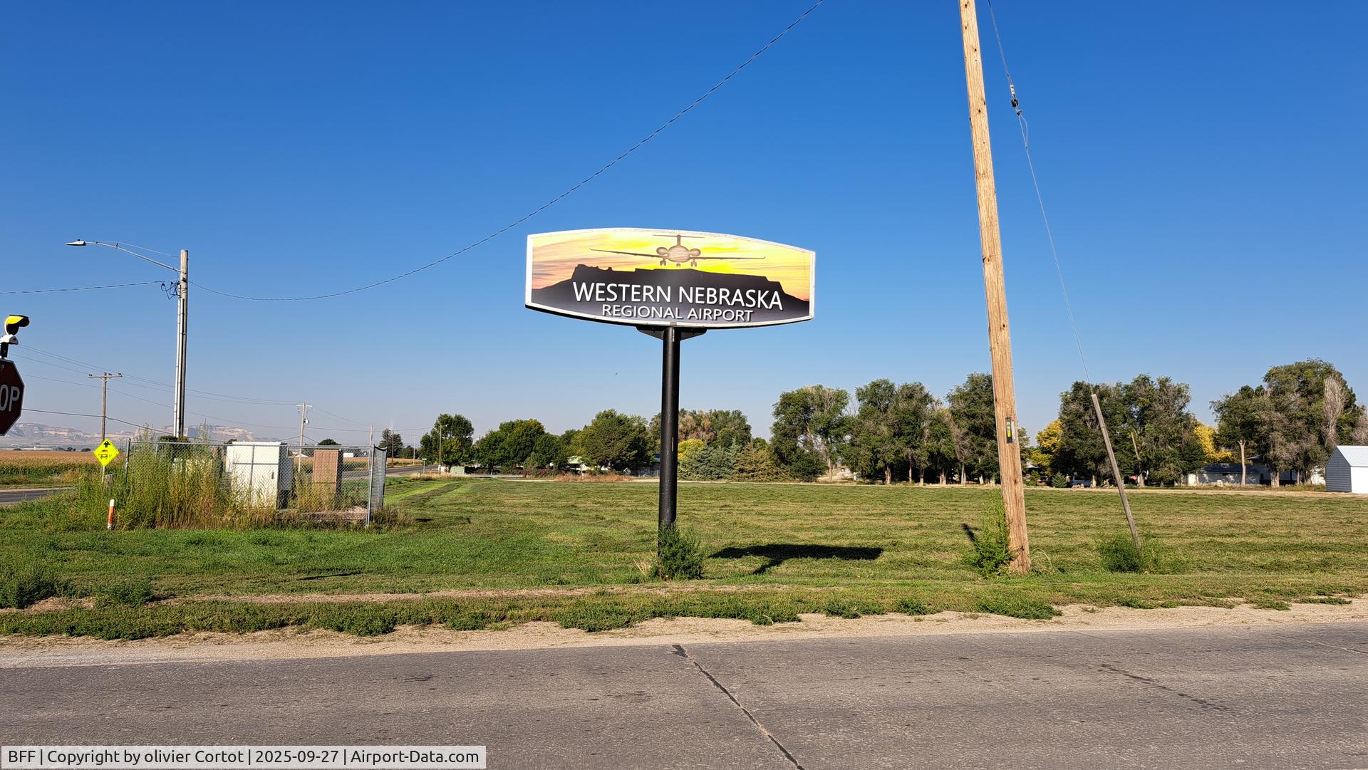 Western Nebraska Rgnl/william B. Heilig Fi Airport, road sign