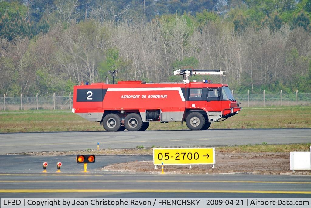 Bordeaux Airport, Firetruck number 2